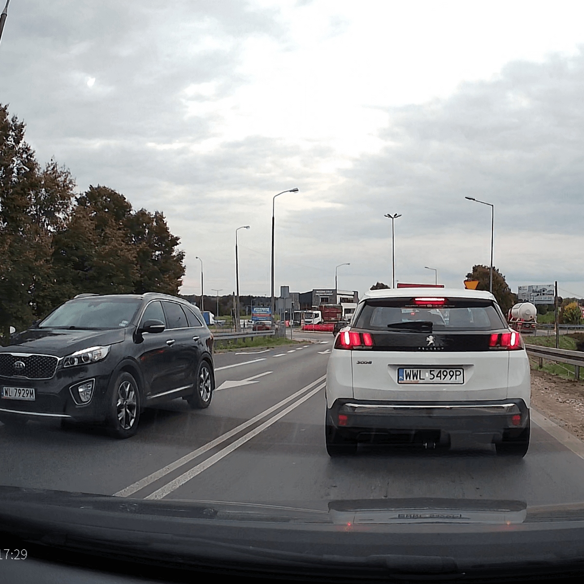 KAMERA SAMOCHODOWA 4K REJESTRATOR COFANIA TYL Color black