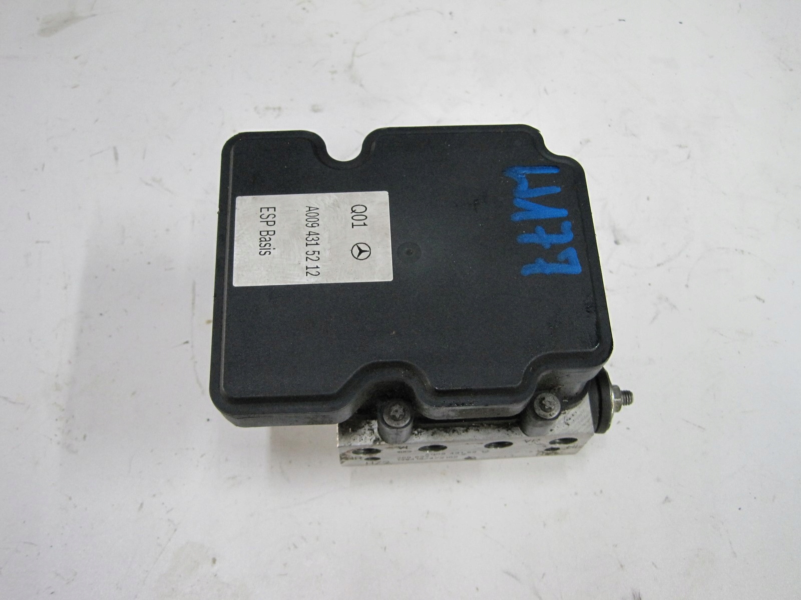 szivattyú ABS MERCEDES CLA 117 A0094315212