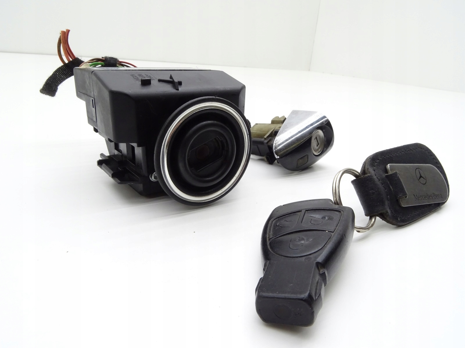 Ключ зажигания вставка CLK W209 2095451908