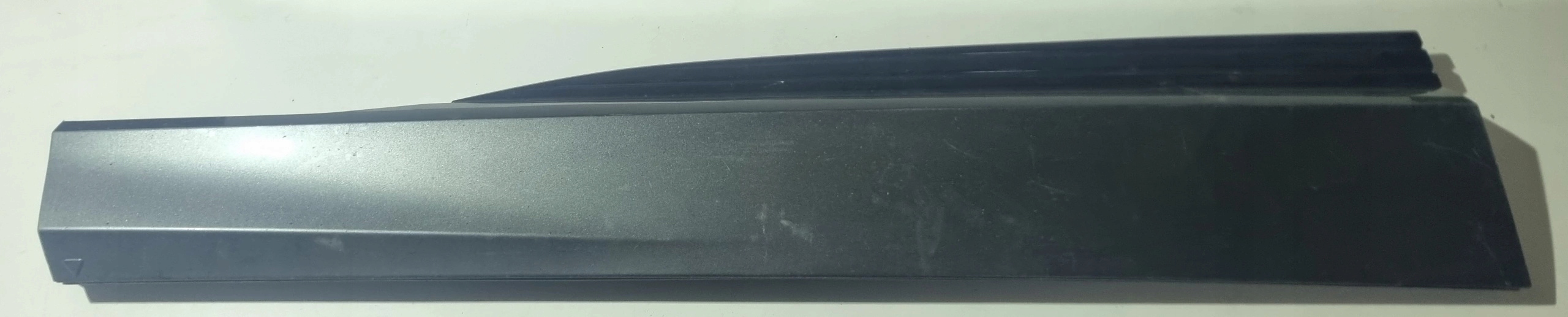 moulding door left front AUDI -TRON 4KE 19