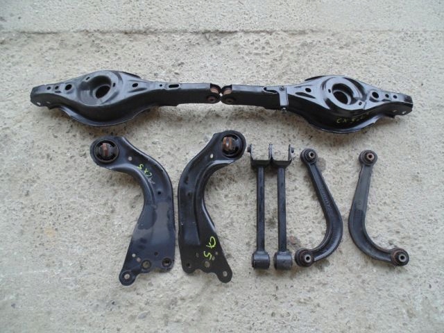 РЫЧАГ УПРАВЛЕНИЯ ЗАДНИЙ ПРАВЫЙ ЛЕВЫЙ MAZDA CX5 2016 ГОД.