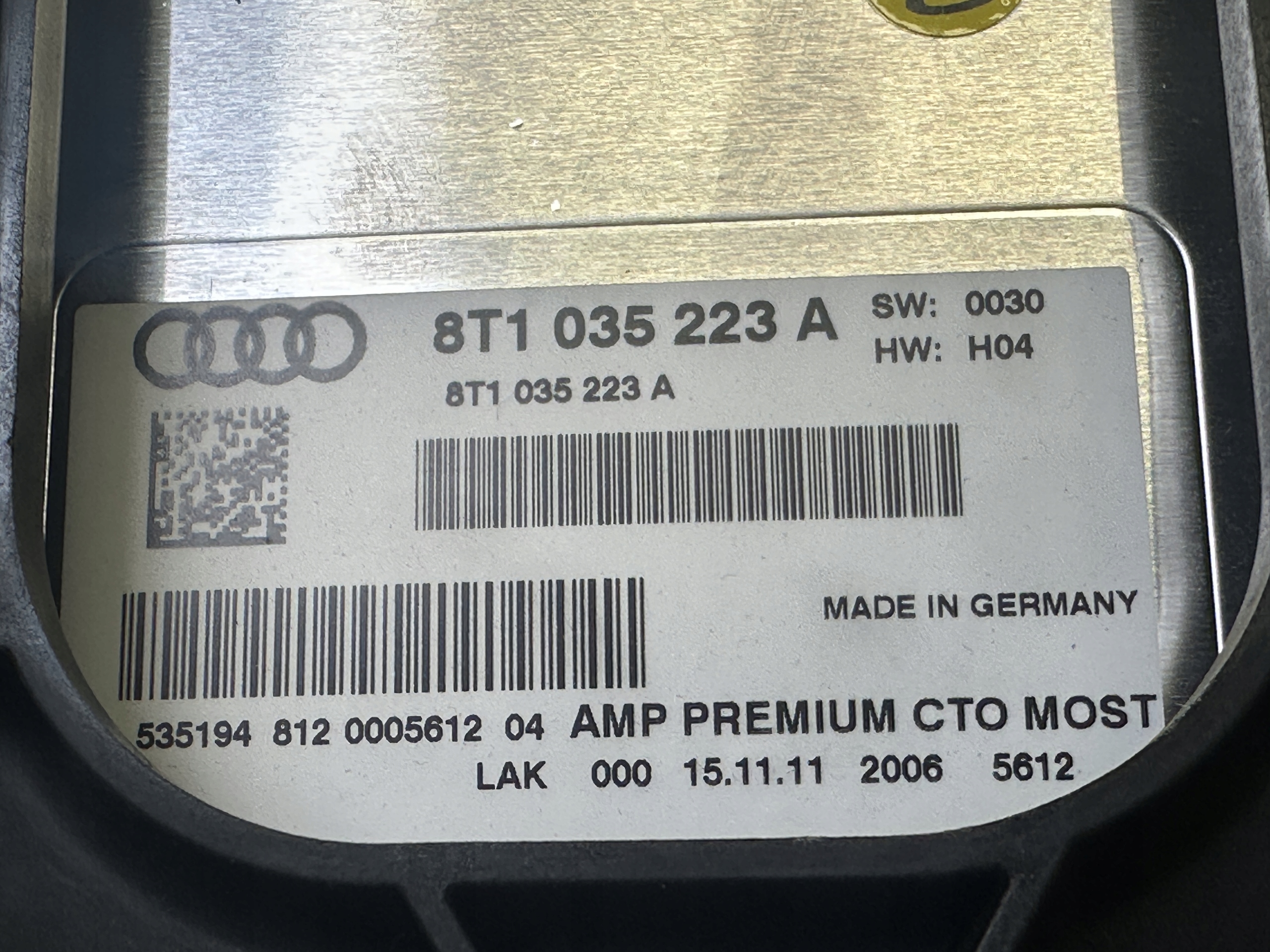 AUDI A4 A5 Q5 amplifier bang OLUFSEN 8T1035223A