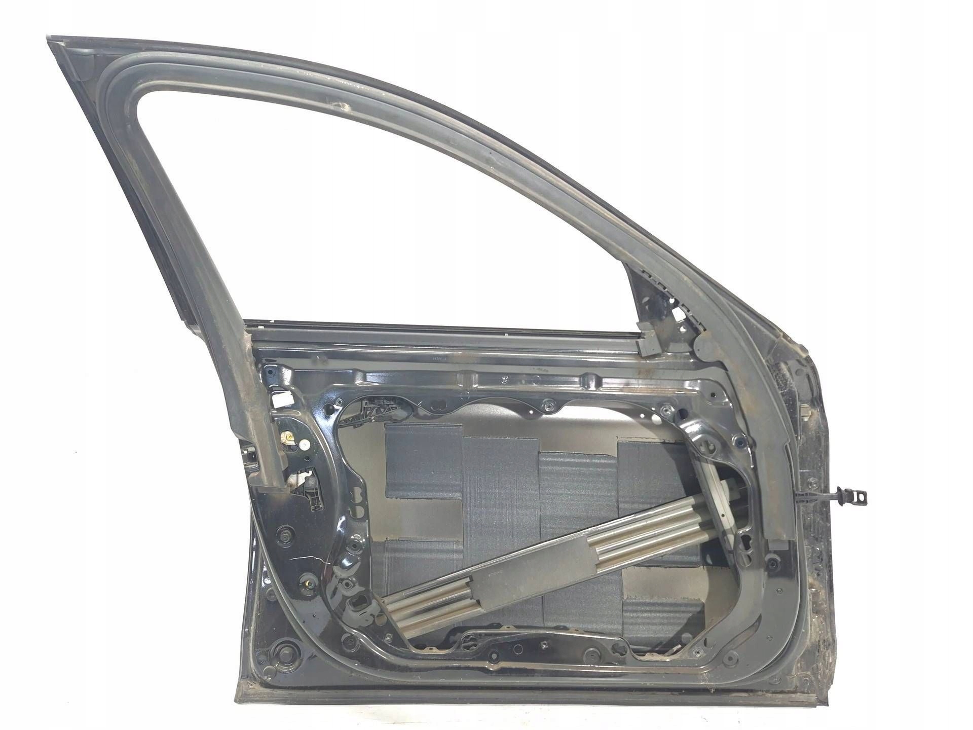 dveře levé předek levý přední BMW G30 G31 475