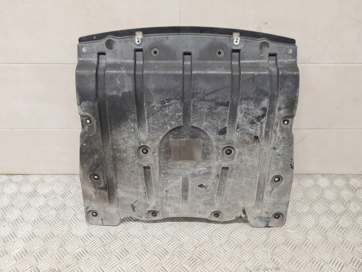 BMW X5 G05 X6 G06 cover floor below engine 7424879