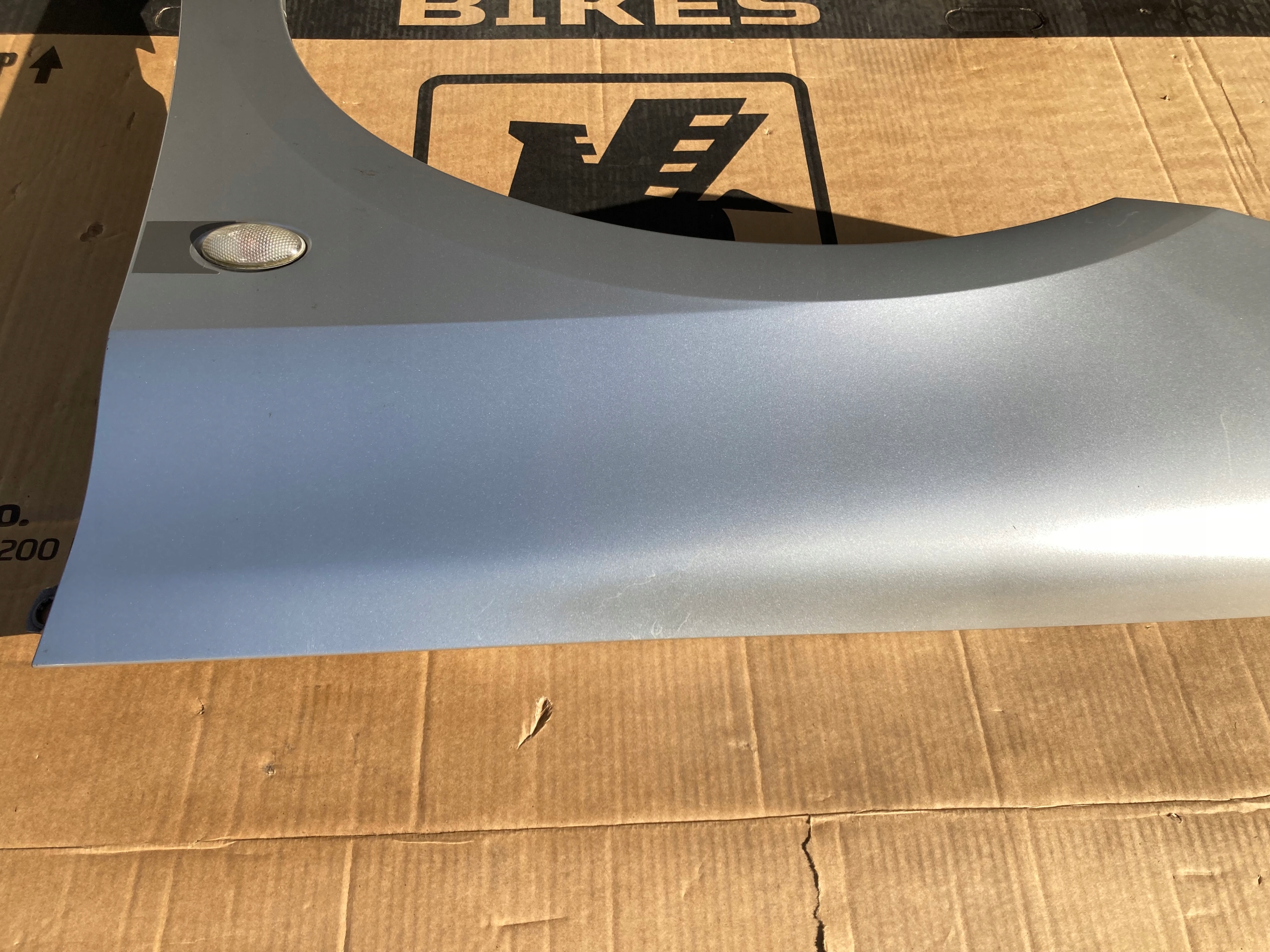 fender left front Peugeot 307 EZRC 01-05r.
