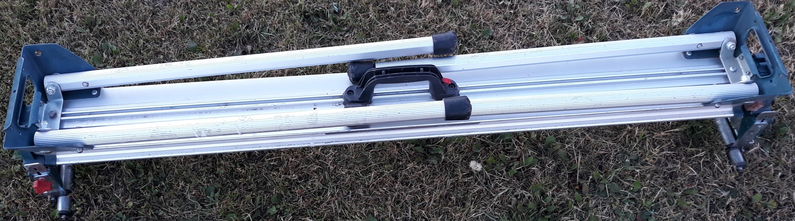 STÓŁ ROBOCZY 3,8m GTA 3800 do ukośnic GCM BOSCH EAN (GTIN) 3165140572224