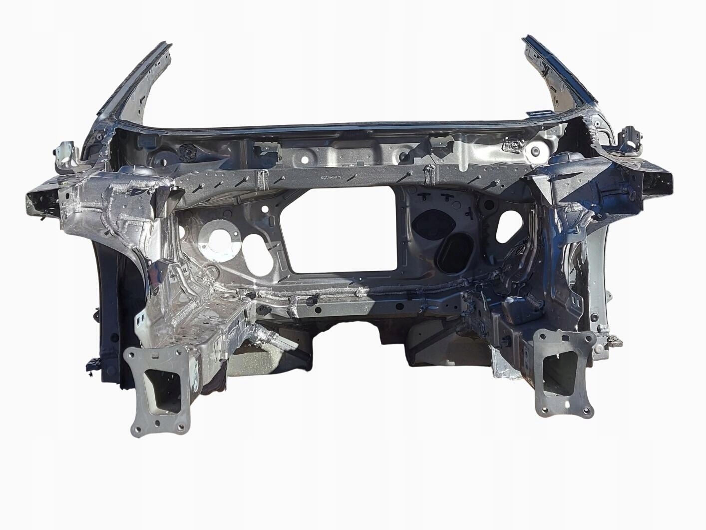 Cupra Tavascan 11H 2025 quarter left right caly front ciety