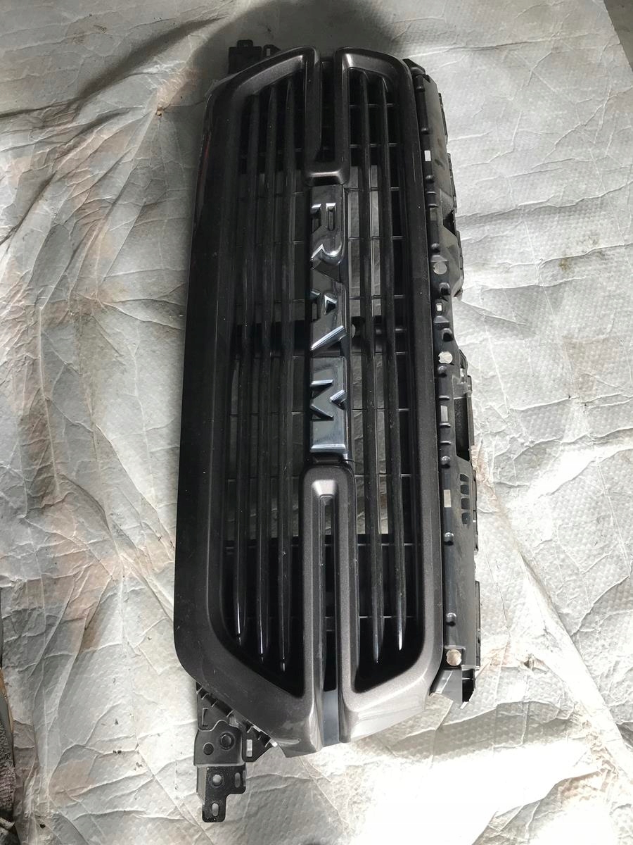 DODGE RAM DT 2019-2022 GRILL ATRAPA CHŁODNICE