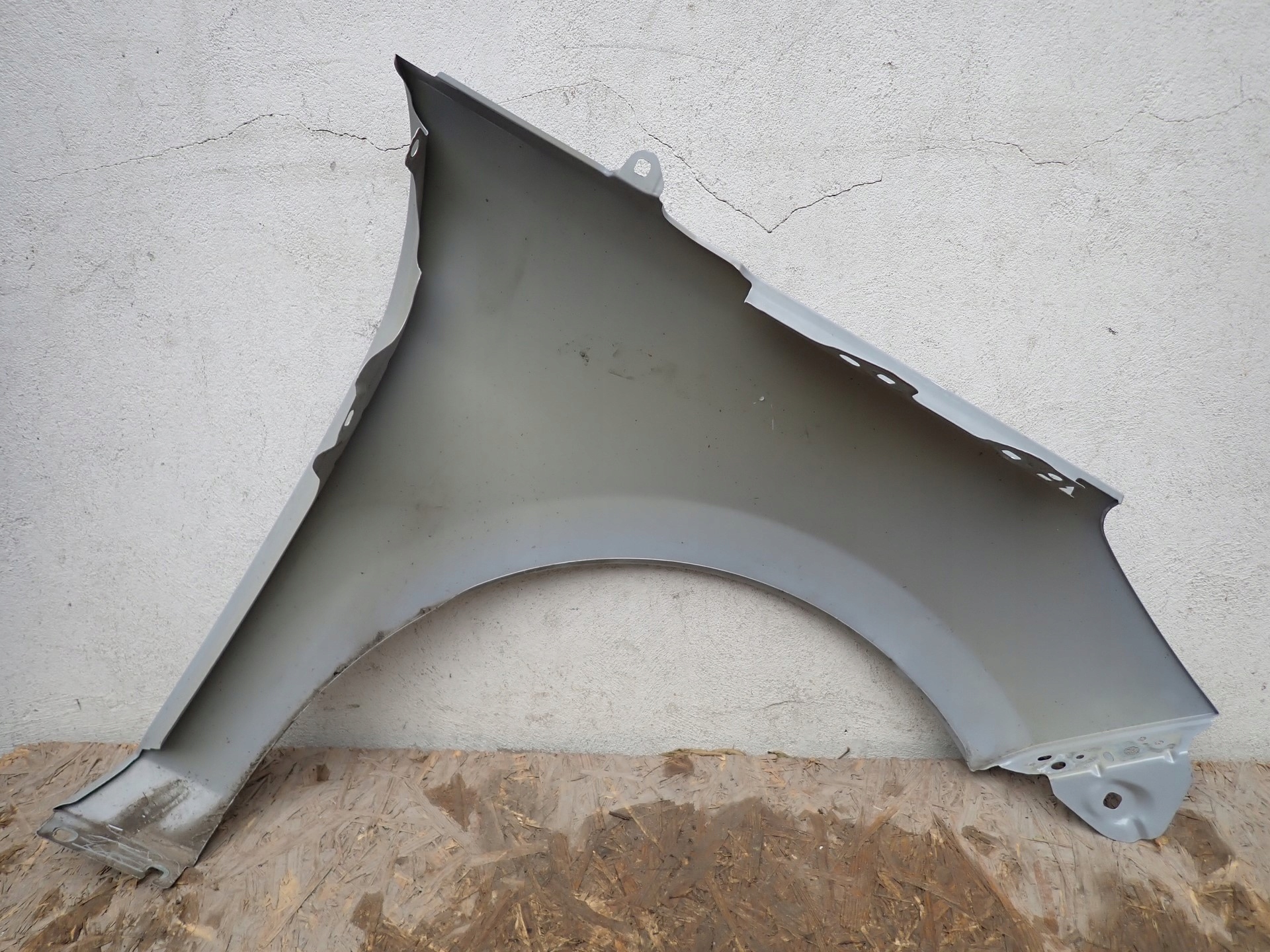 fender left front front FORD FIESTA MK8 2017