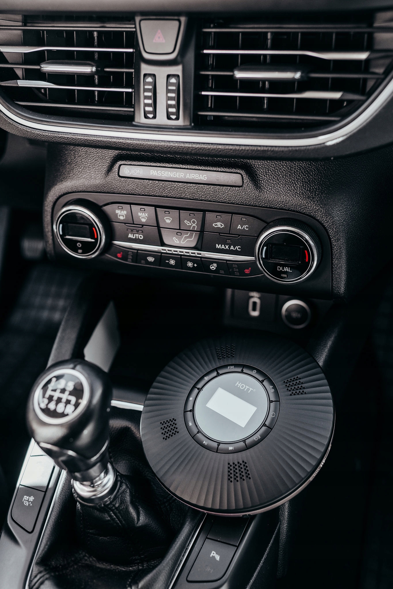 Odtwarzacz CD przenośny discman Bluetooth AUX GŁOŚNIKI, TRANSMITER FM, HiFi Stan opakowania oryginalne