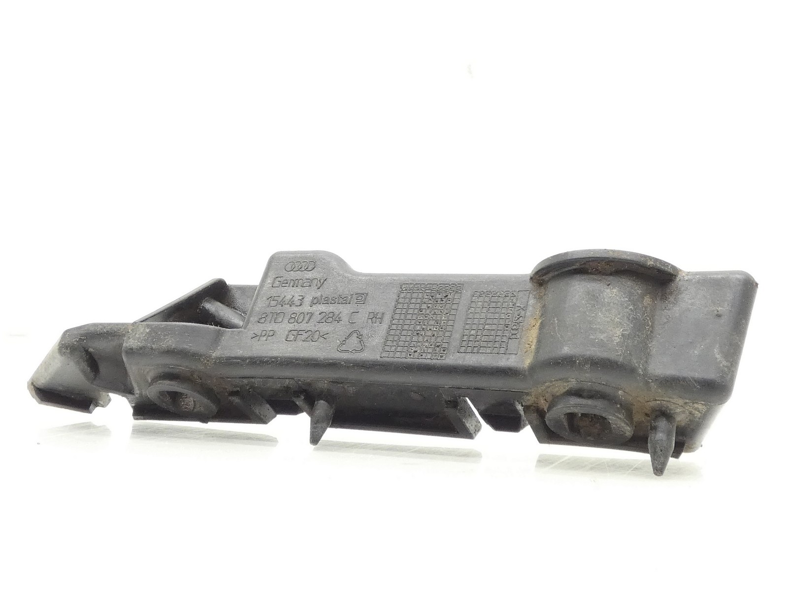 support holder bracket of a bumper right front AUDI A5 8T LIFT 8T0807284C