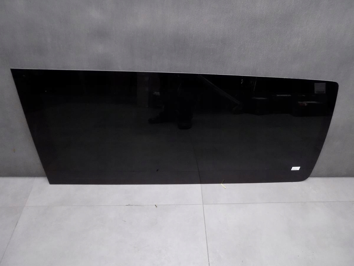 VW T5 LIFT LONG SZYBA KAROSERII LEWA TYŁ