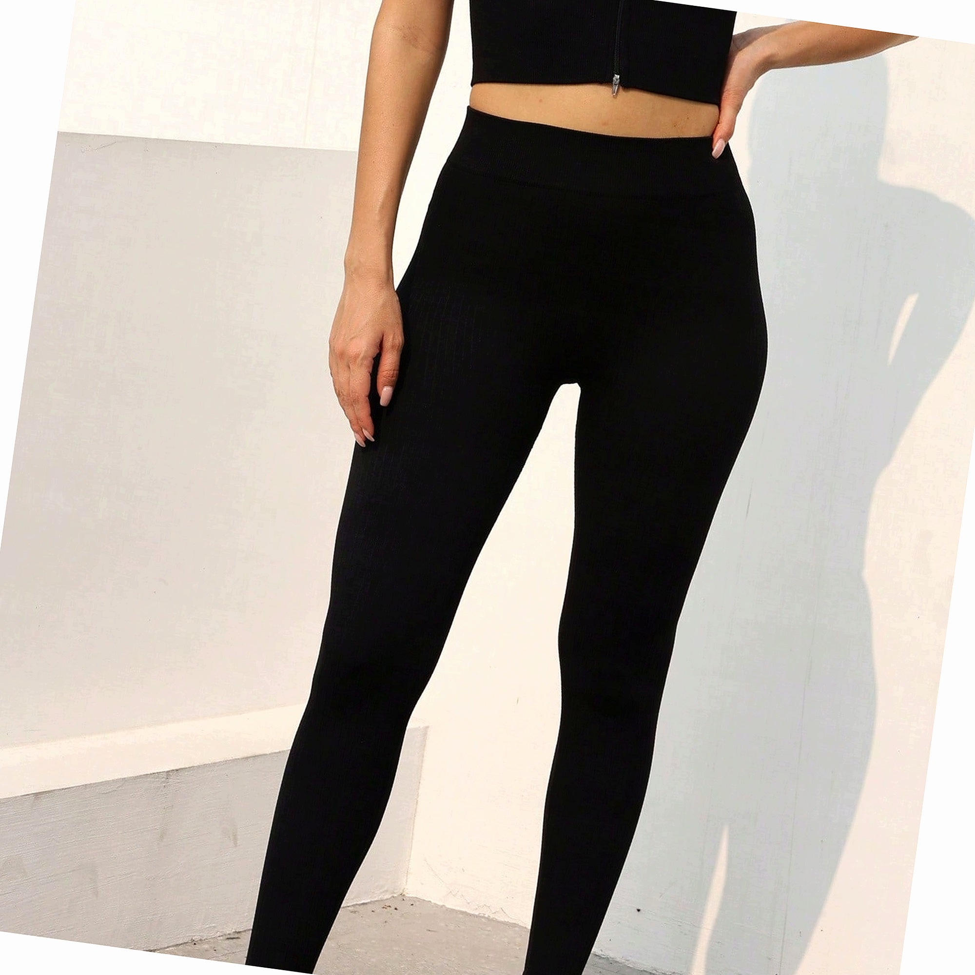 Legginsy Aktywne Z Wysokim Stanem Damskie Czarne W Prążki L 40