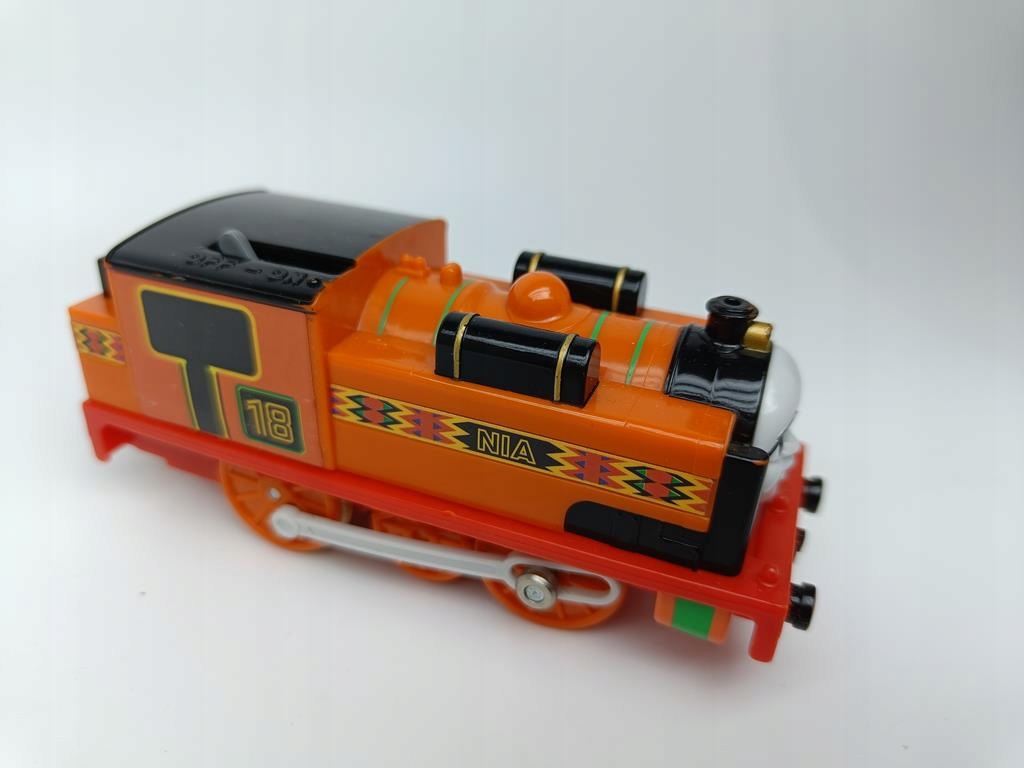 TrackMaster TOMY PLARAIL JaponiaTomek Lokomotywa z napędem NIA Kod producenta FBK35