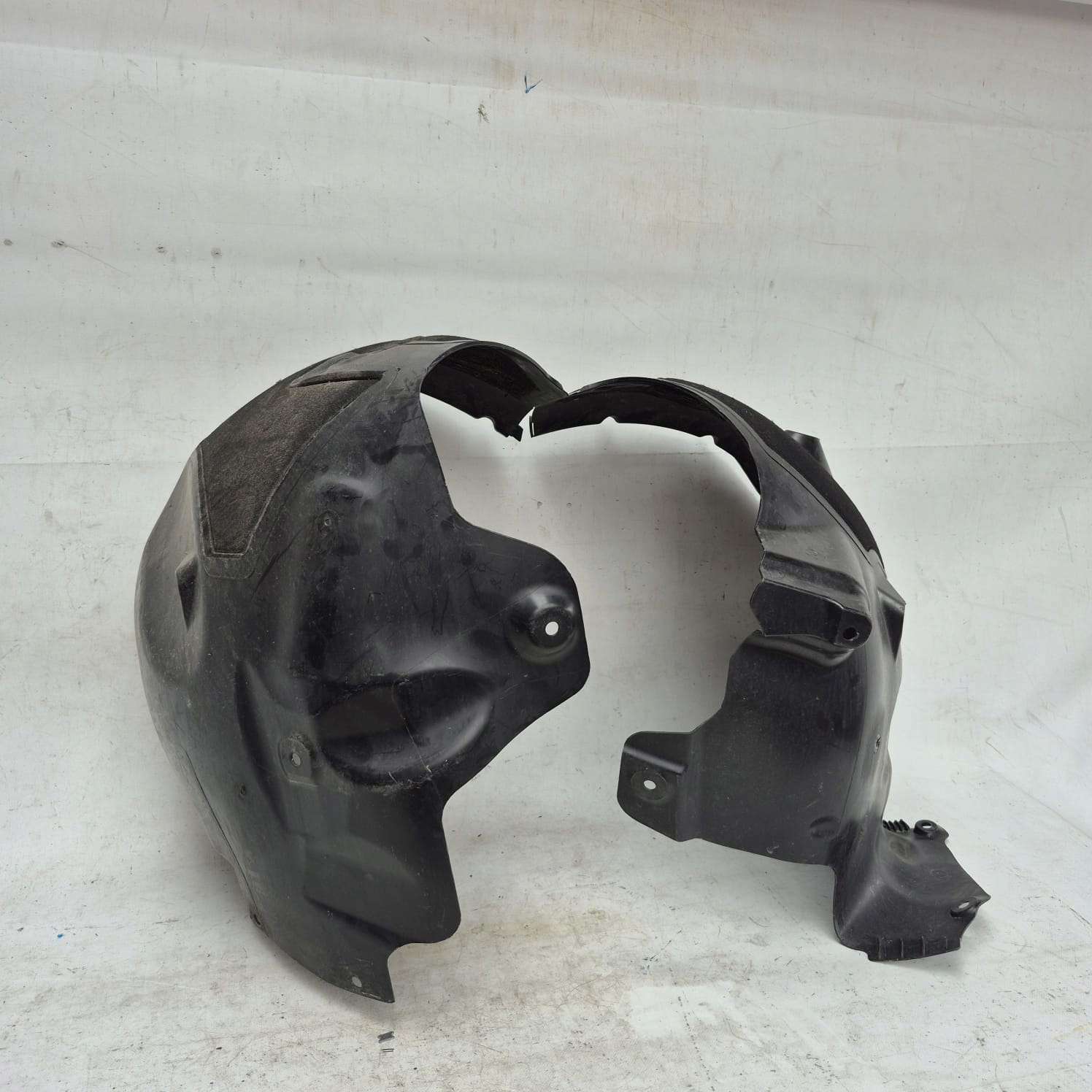 TESLA MODEL Y 20- mudguard right front front 1492614-00-D