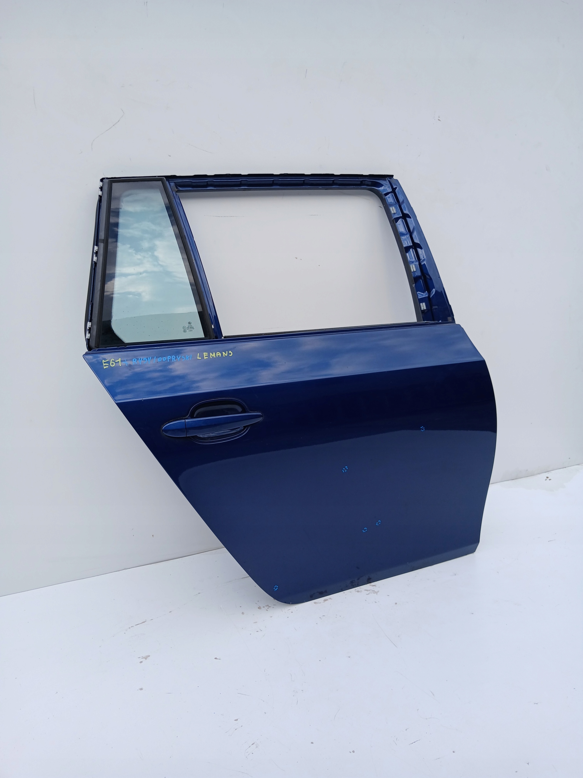 door right rear. rear part BMW E61 381 LE MANS BLAU
