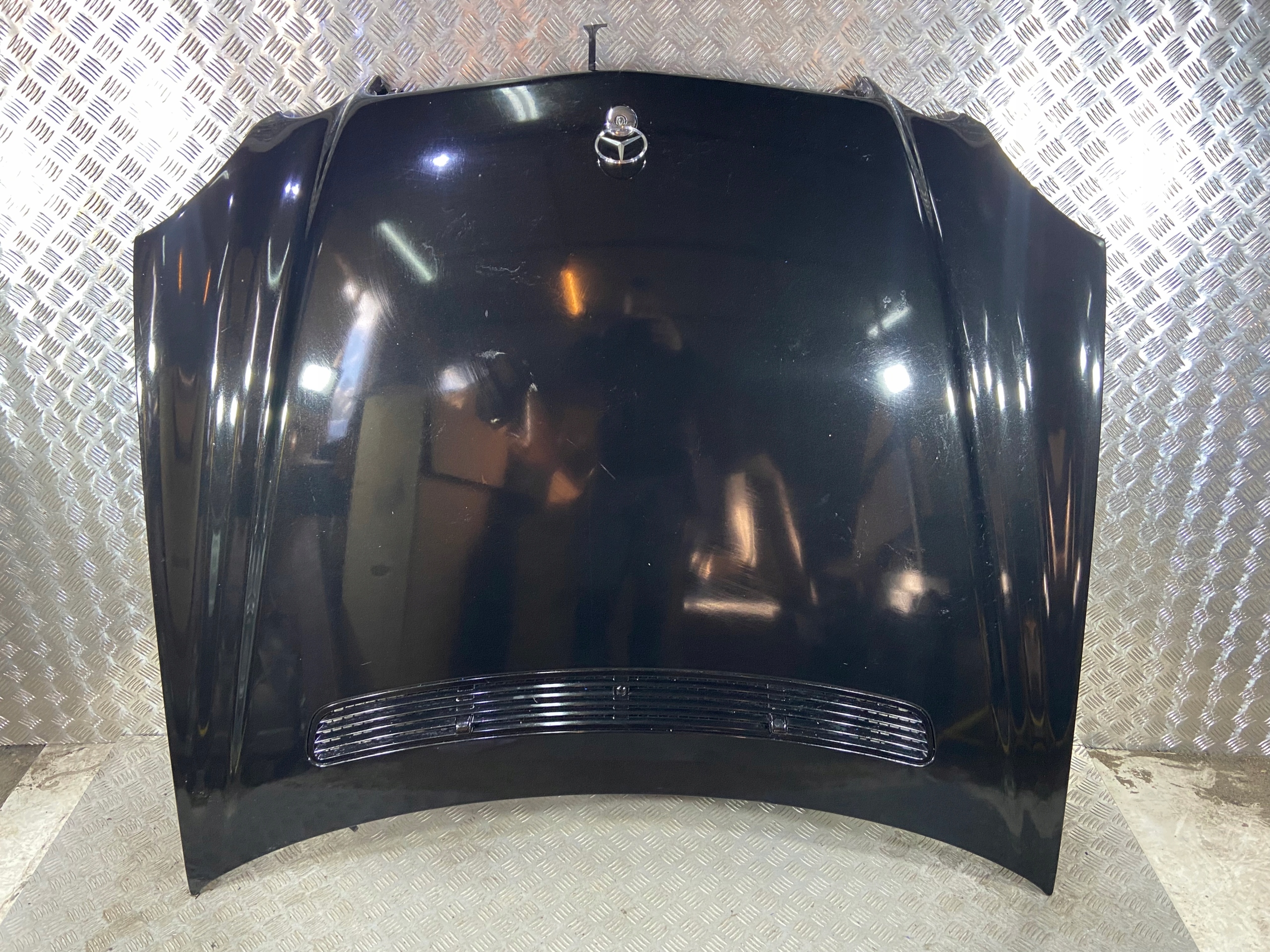 КАПОТ КРИШКА ДВИГУНА MERCEDES E CLASS 211 LIFT