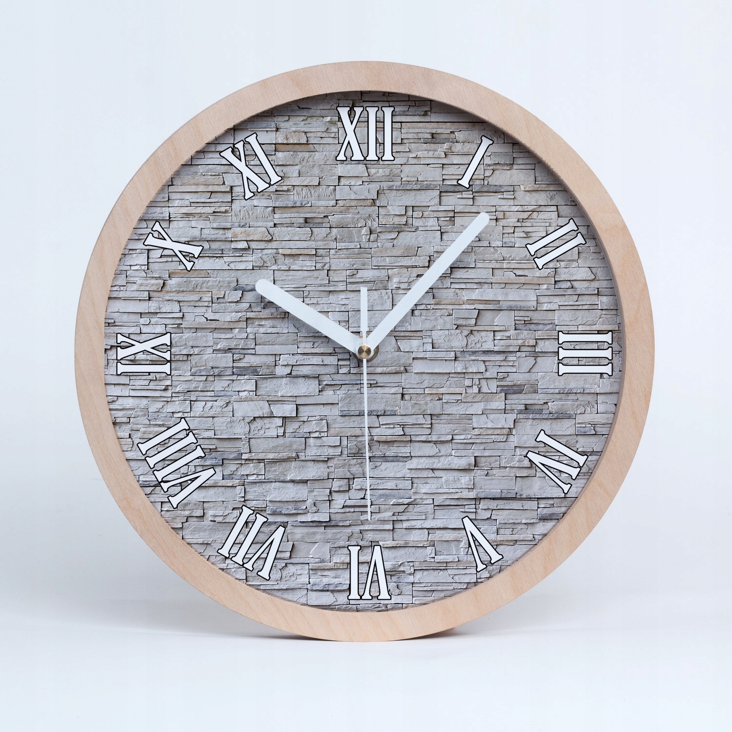 Dřevěný nástěnný hodinový stroj s kamennou stěnou, průměr 30 cm