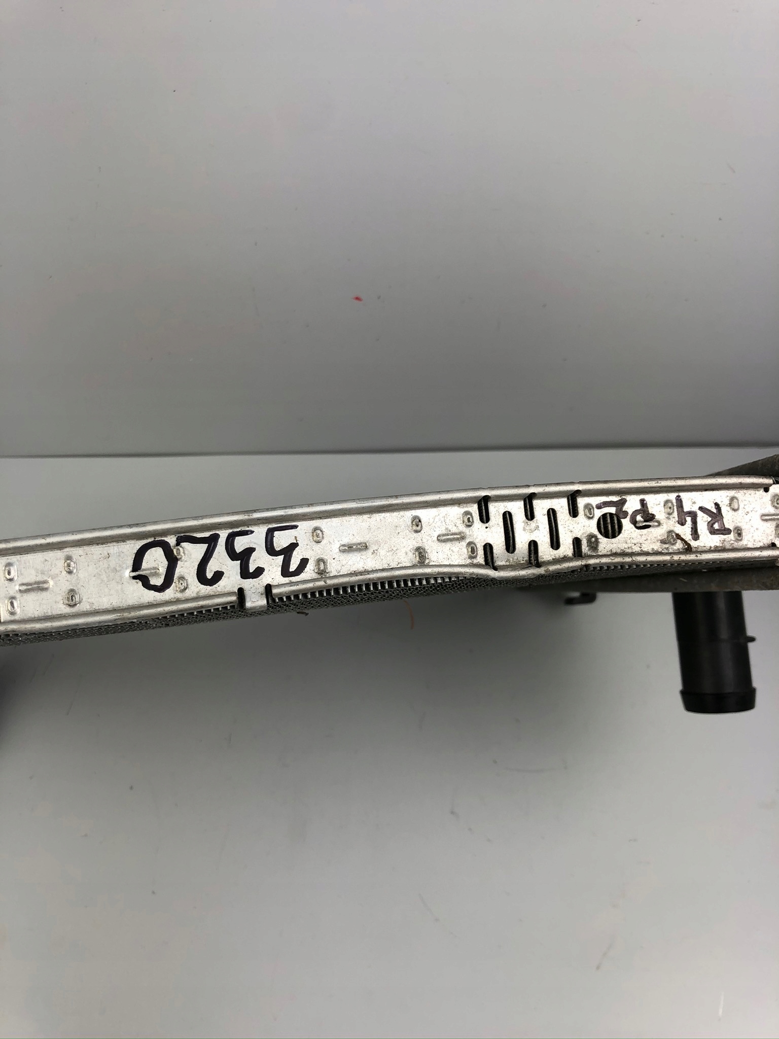 water cooler VW UP CITIGO 1S0121253AP