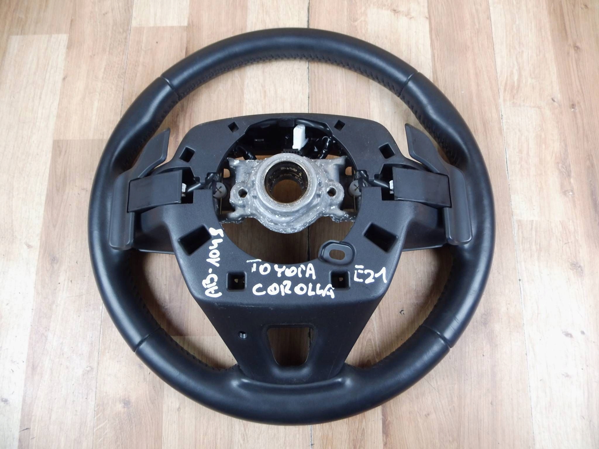 Toyota Corolla E21 steering wheel, with shifting 4510202A50C0