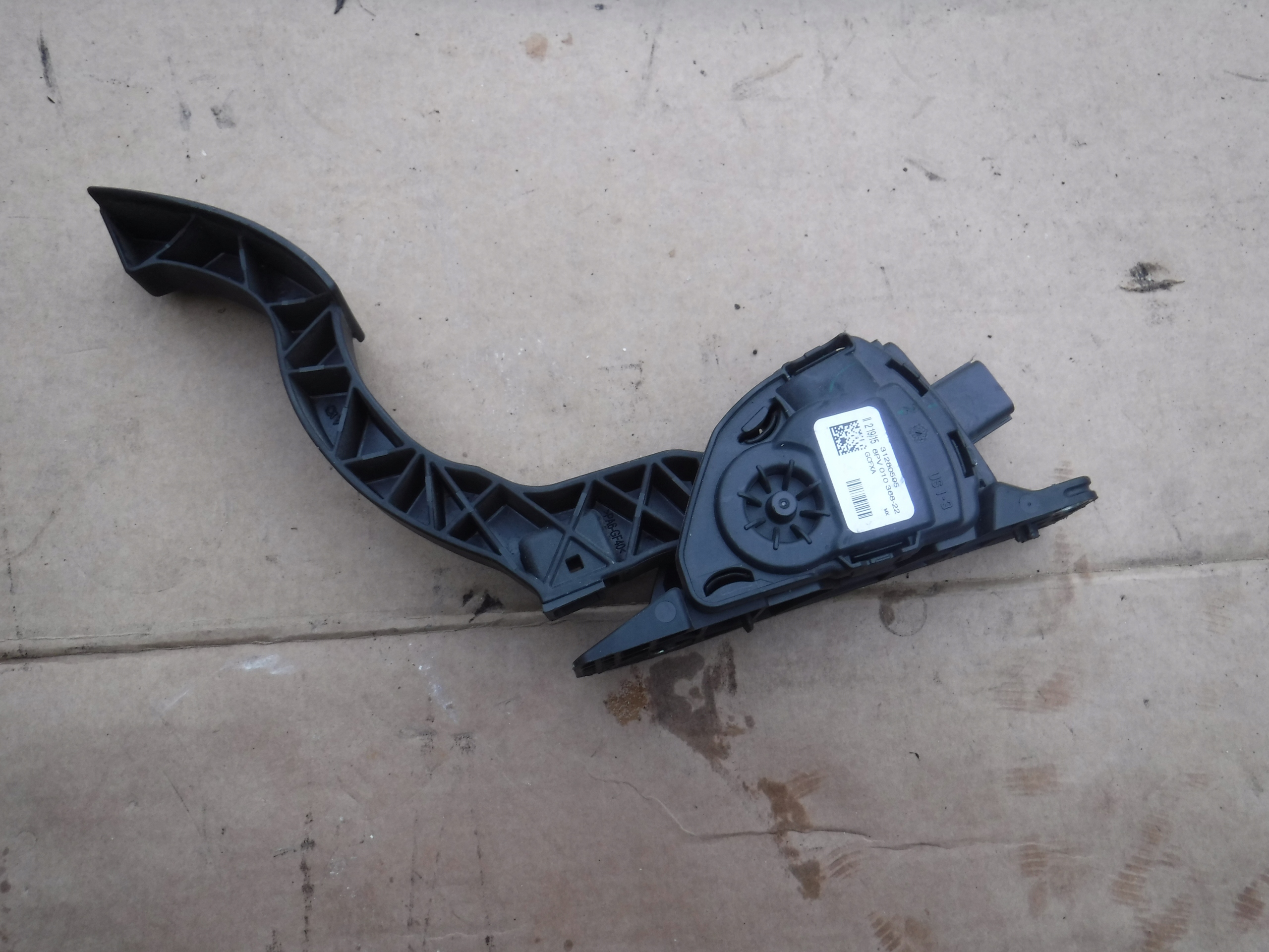 педаль газа volvo oe 31280595