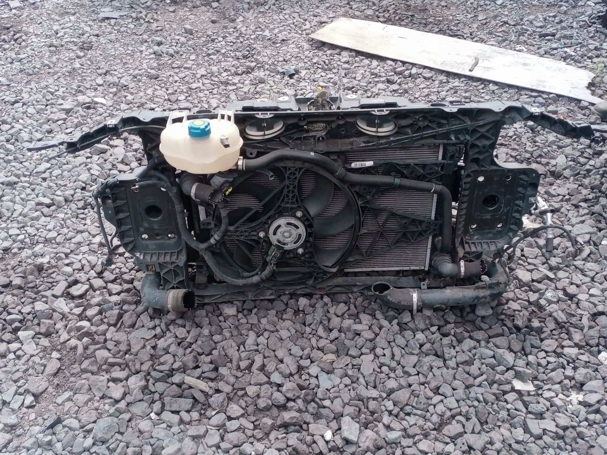 ALFA ROMEO MITO 08-> support panel for radiators JTD