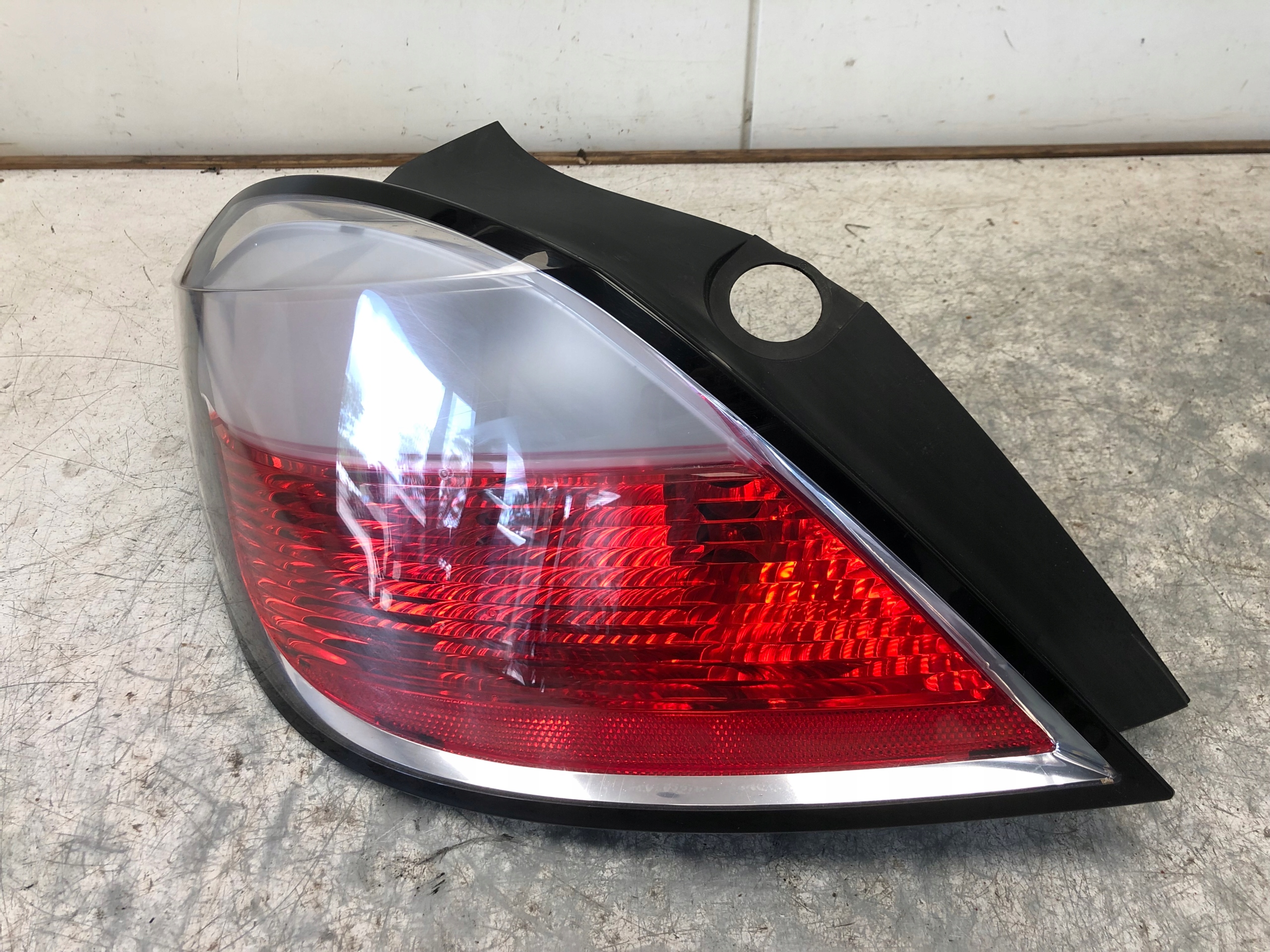 light left rear part OPEL ASTRA H 5D