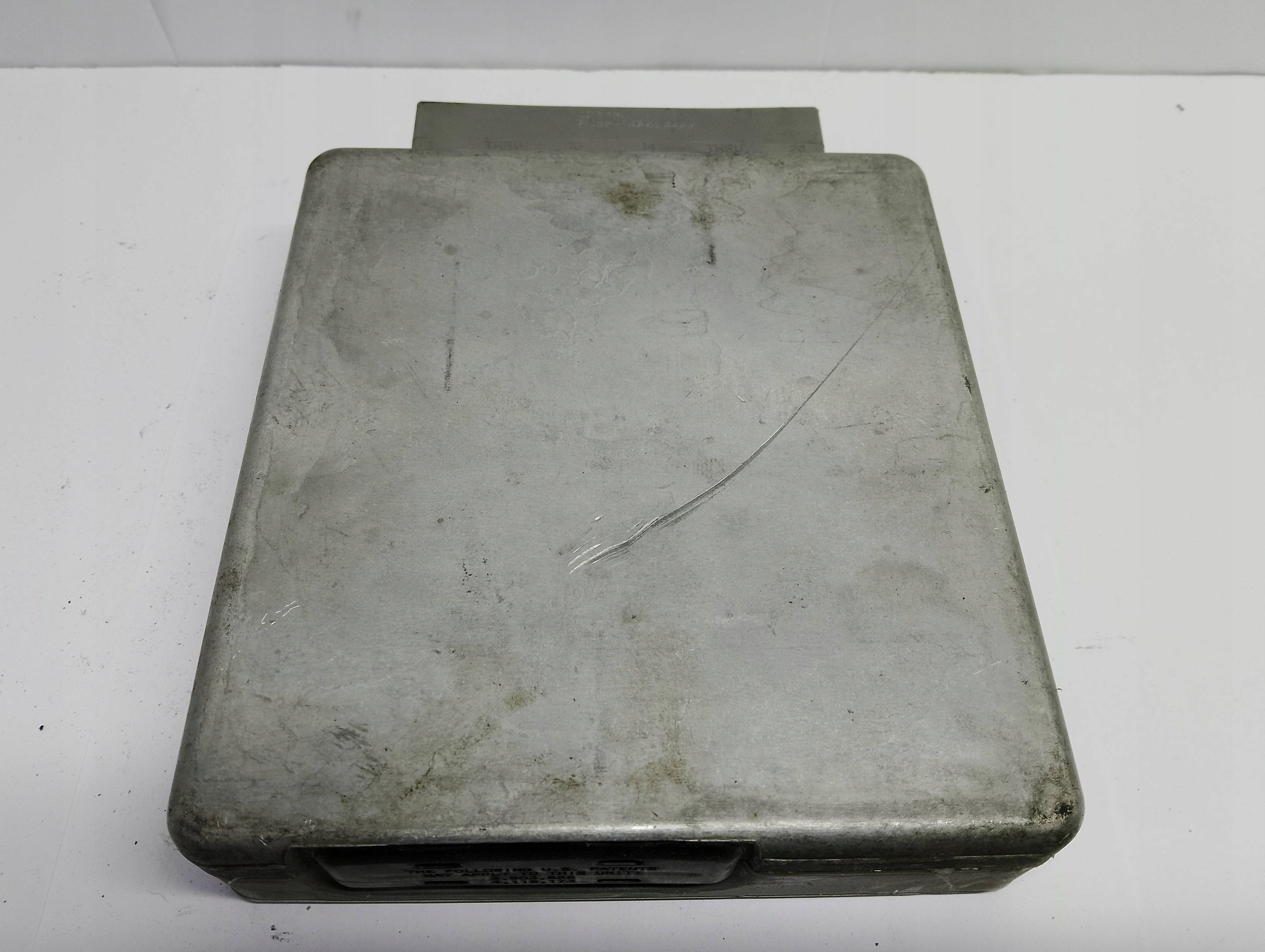 computer control unit of the engine Ford 2S4112A650DB