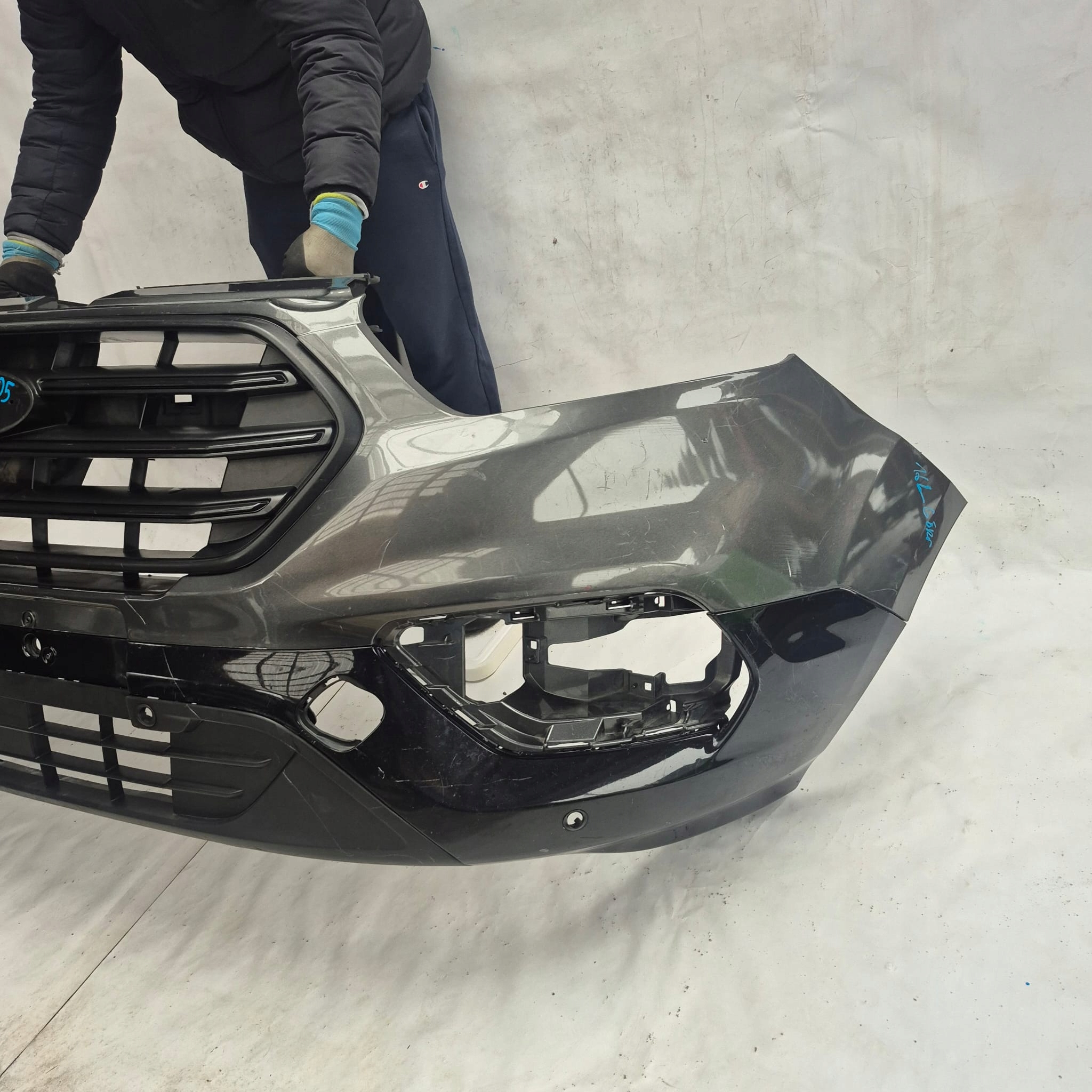 FORD TRANSIT CUSTOM and 1 MK1 LIFT 17-23 bumper front front PDC
