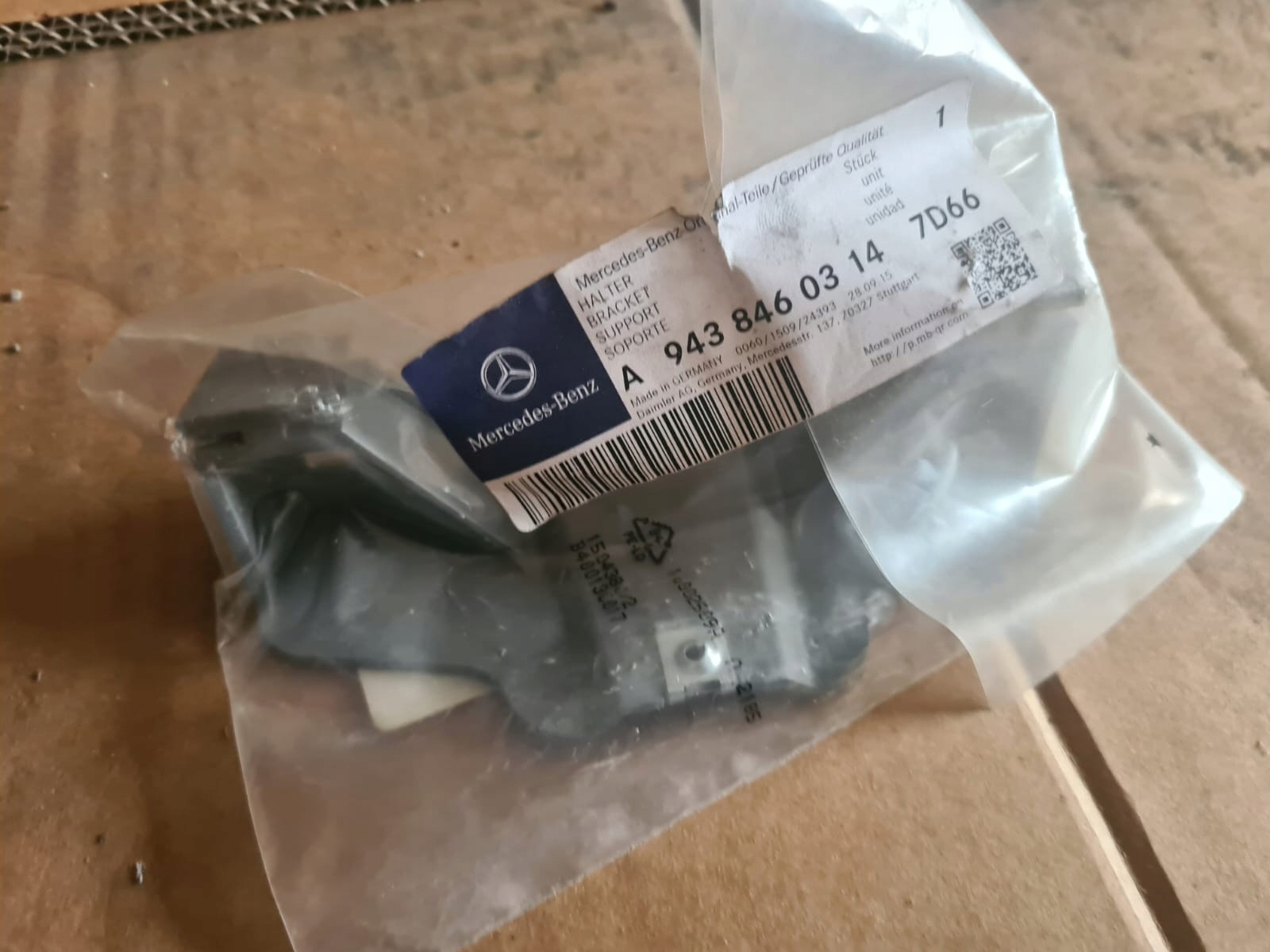 РАМКА ПЛАСТИК MERCEDES ACTROS A9438460314