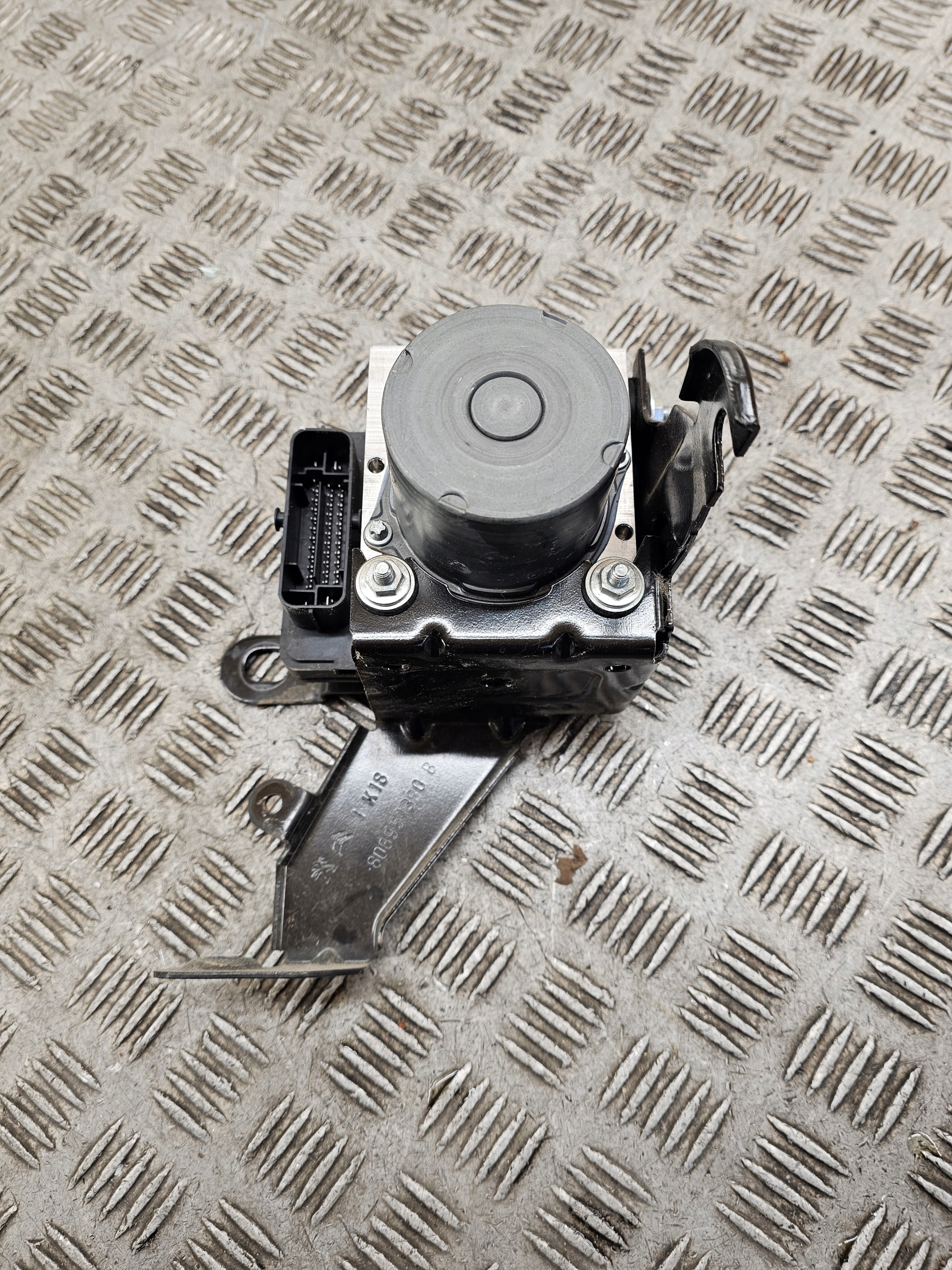 PEUGEOT EXPERT III PROACE JUMPY III Pompa ABS 9821150280