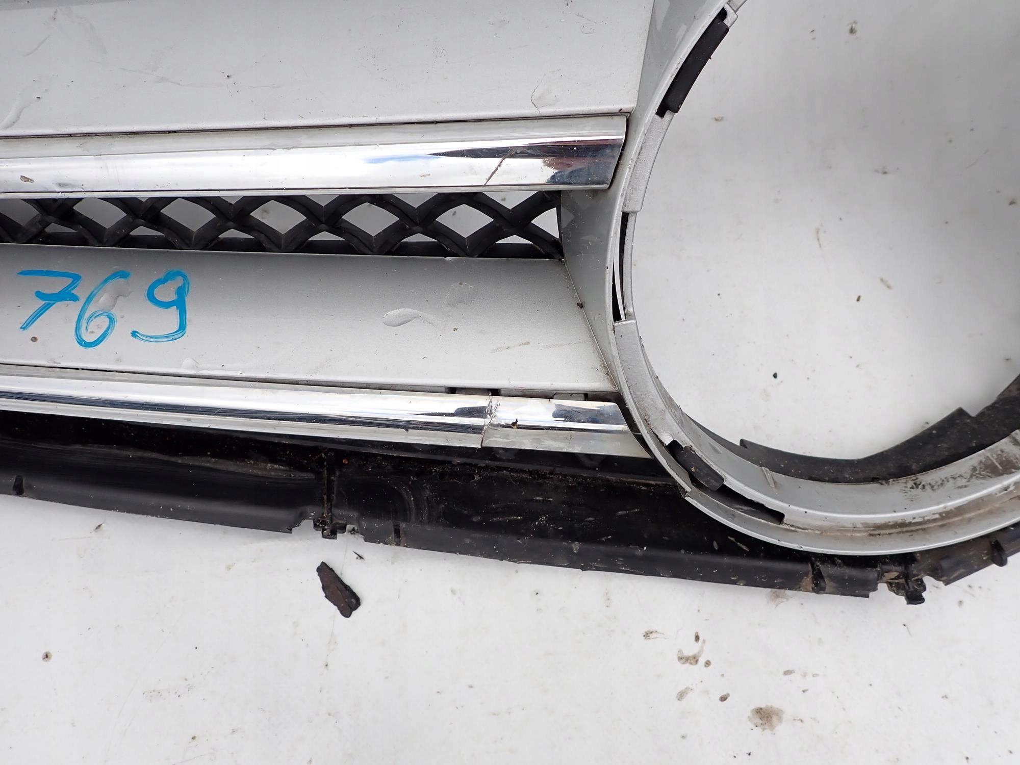 MERCEDES E-KLASA W207 C207 09-13 grill grille
