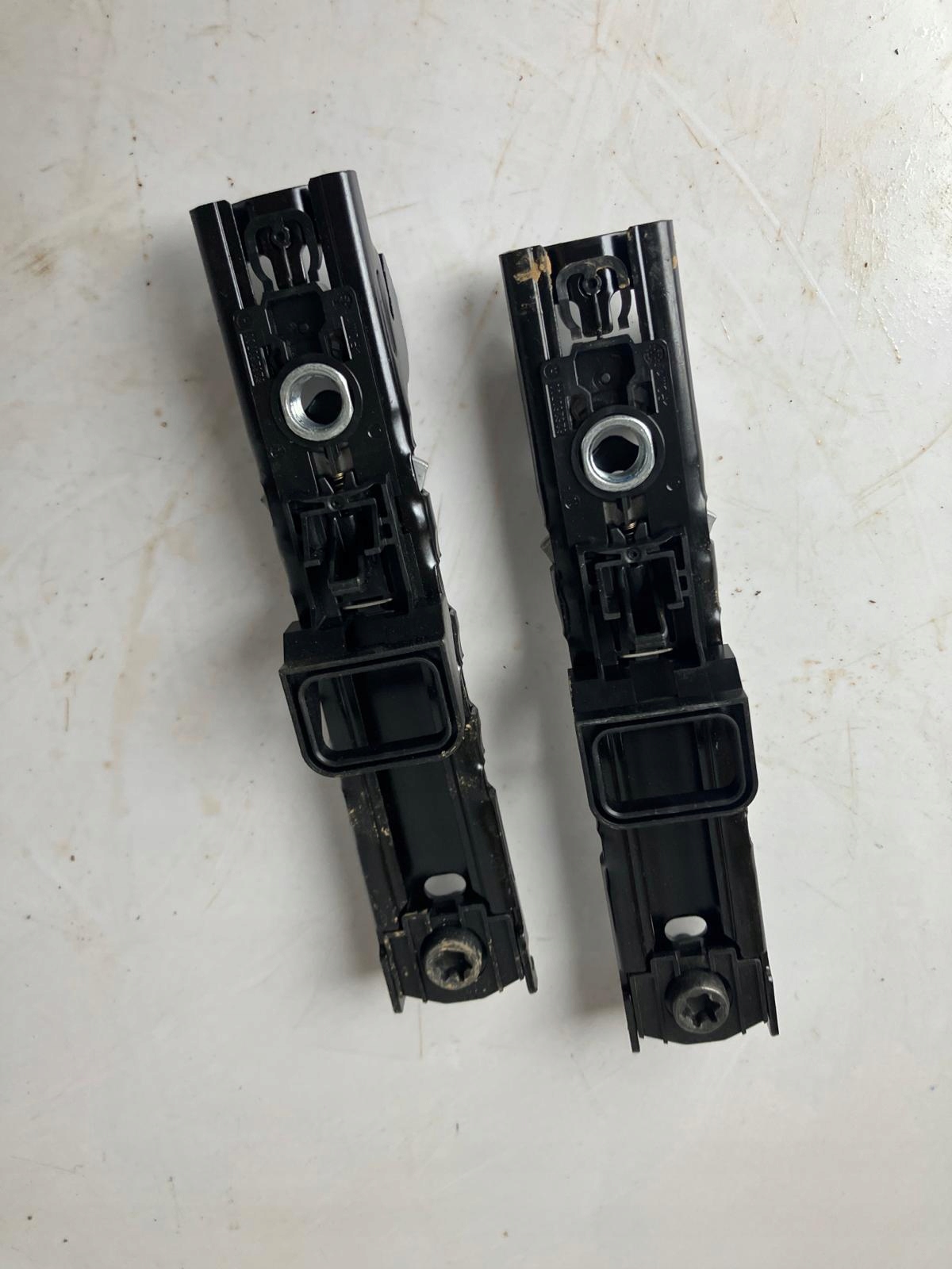 SUWAK REGULACJA stěny RENAULT MEGANE V E-TECH 878242109R