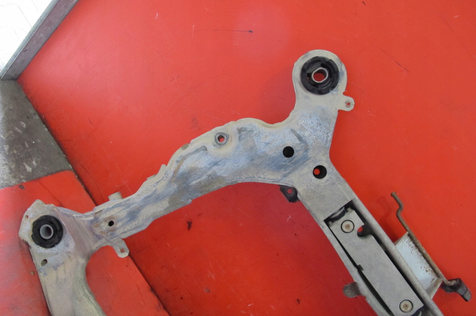 VOLVO S60 1 and V70 2 II axle beam axle beam subframe TRAWERS front front