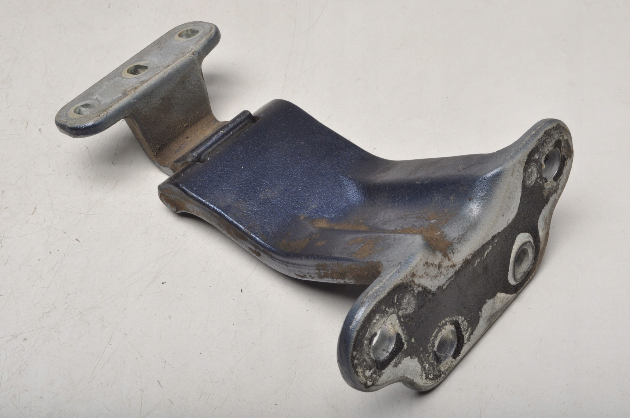 FORD TRANSIT CUSTOM ZAWIAS DRZWI TYŁ BK21-V42982-AG Producent części Ford OE