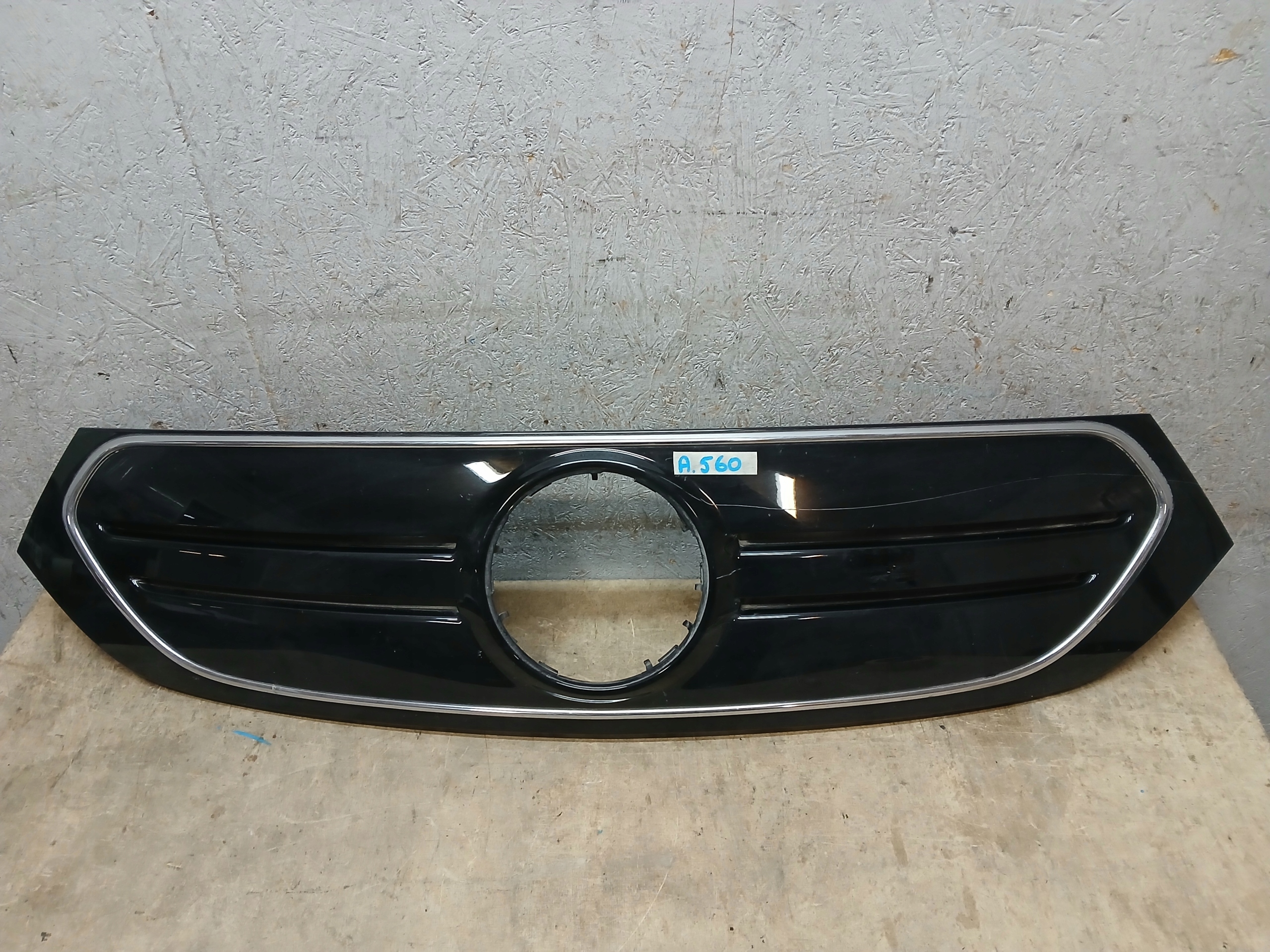Grille MERCEDES EQB W243 A2438880100