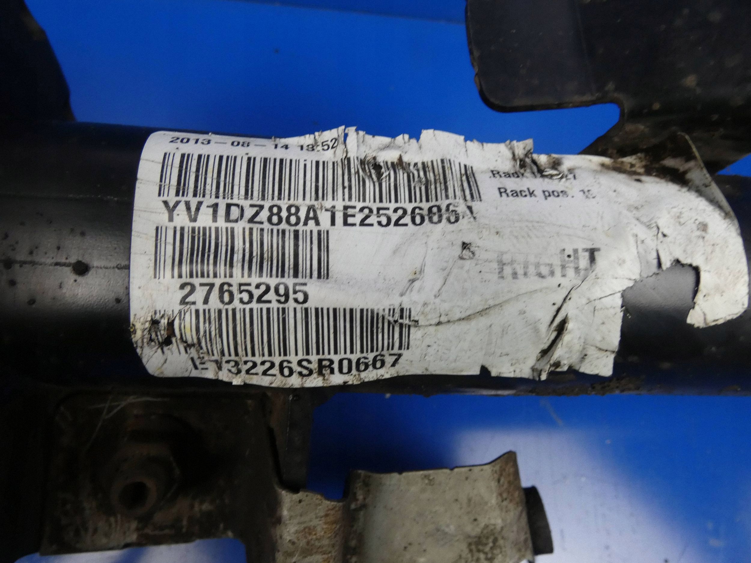 VOLVO XC60 and shock absorber right front front