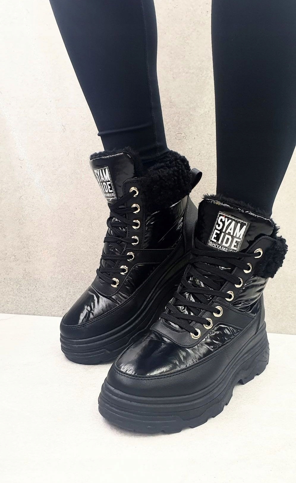 JL801 DAMSKIE CZARNE OCIEPLANE BUTY SPORTOWE R37 Marka BELLA PARIS