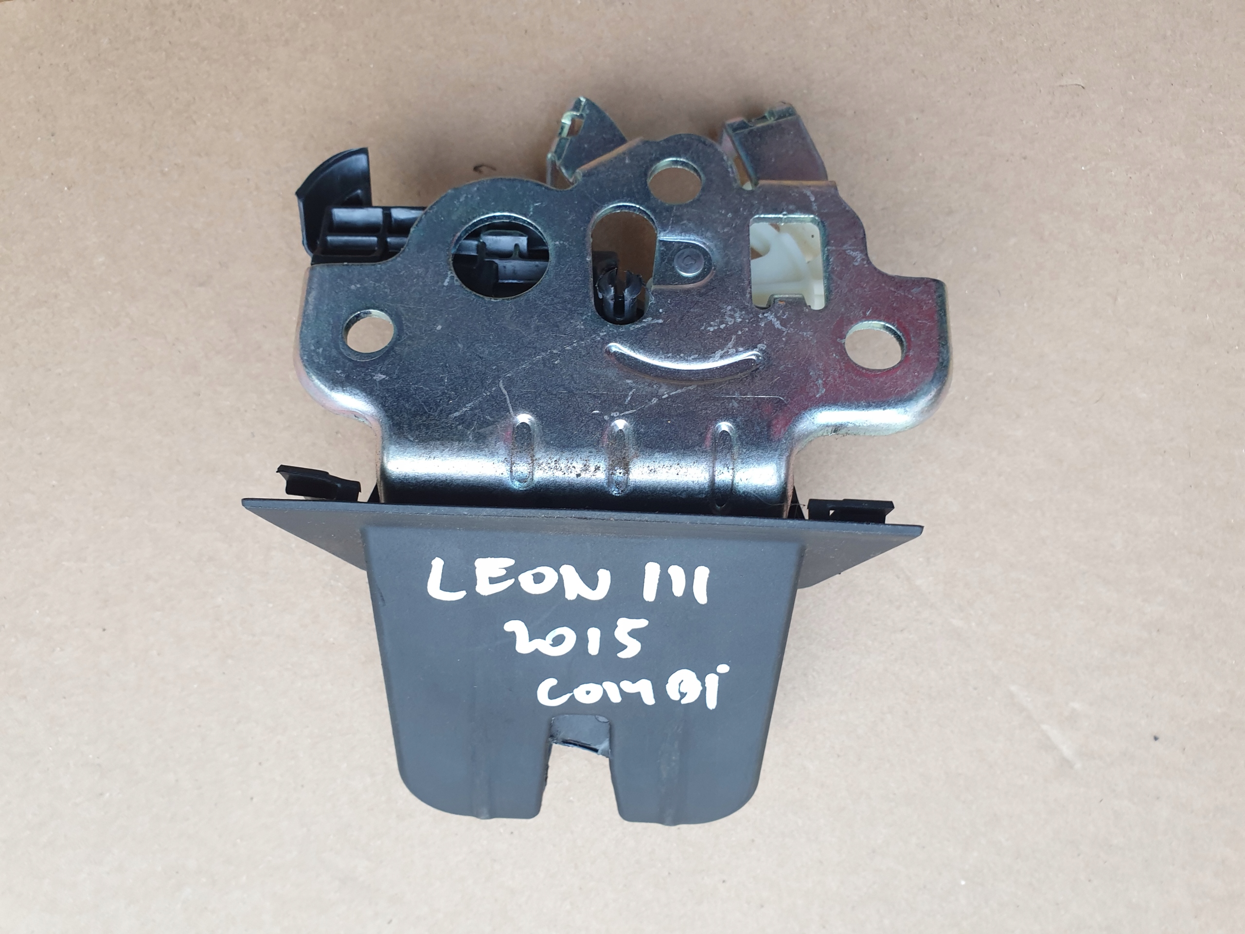 lock bonnet SEAT LEON III 5F 2014- KOMBI 5e0827505
