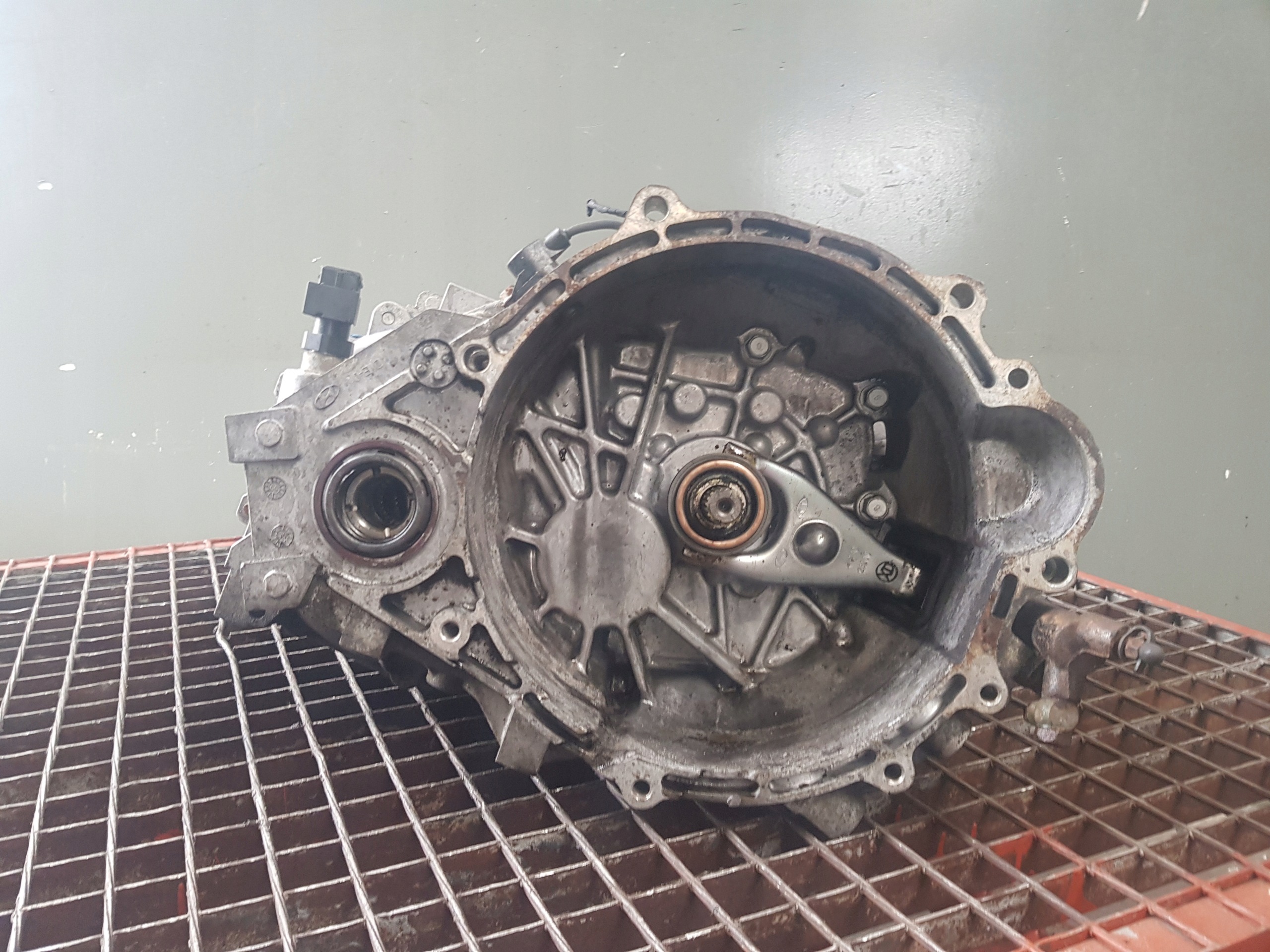 CAMBIO manuale RENAULT LAGUNA 3 1.5 D TL4013