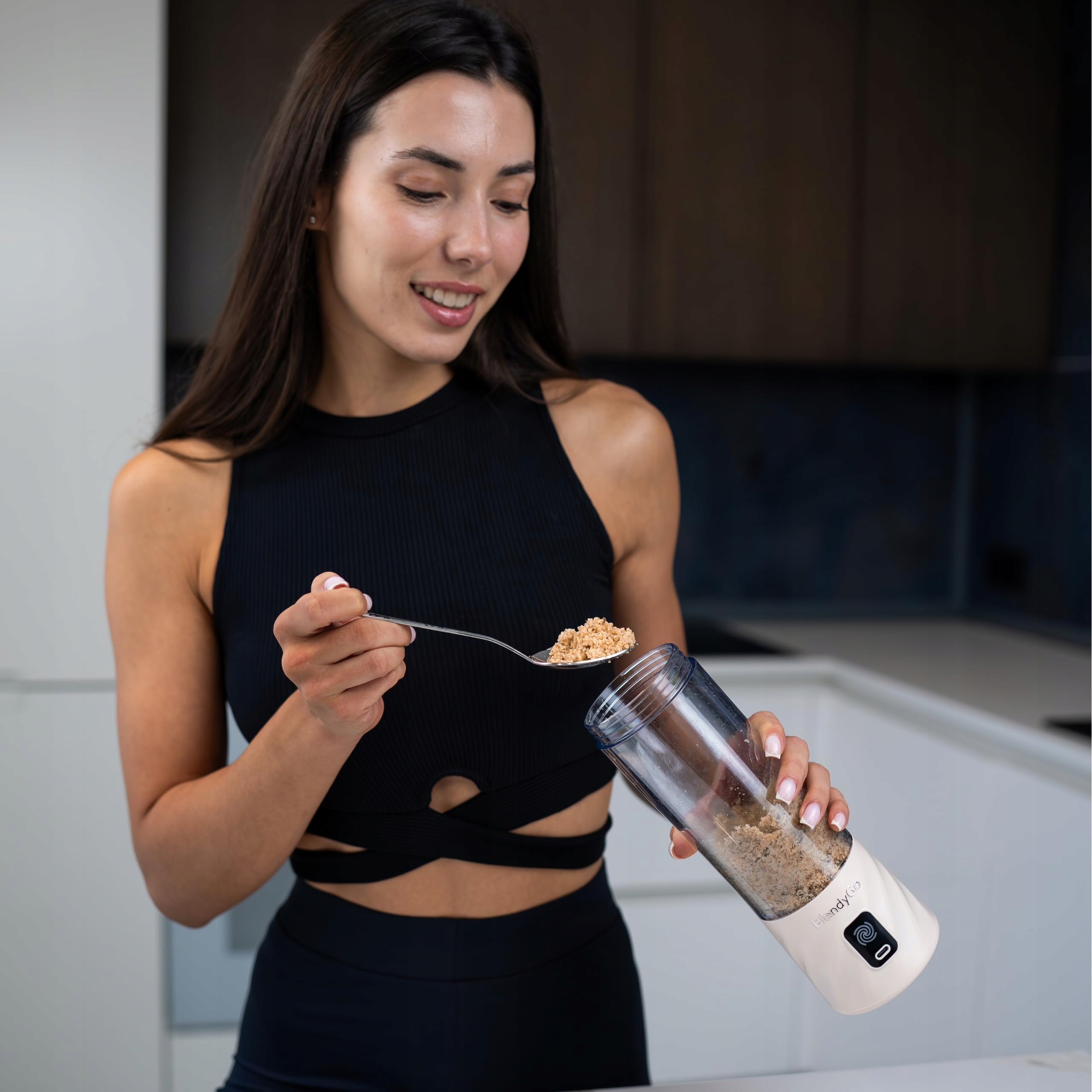 BLENDYGO 3 Blender Do Smoothie Przenośny USB 550ml BPA Free Beżowy — miniatura 8