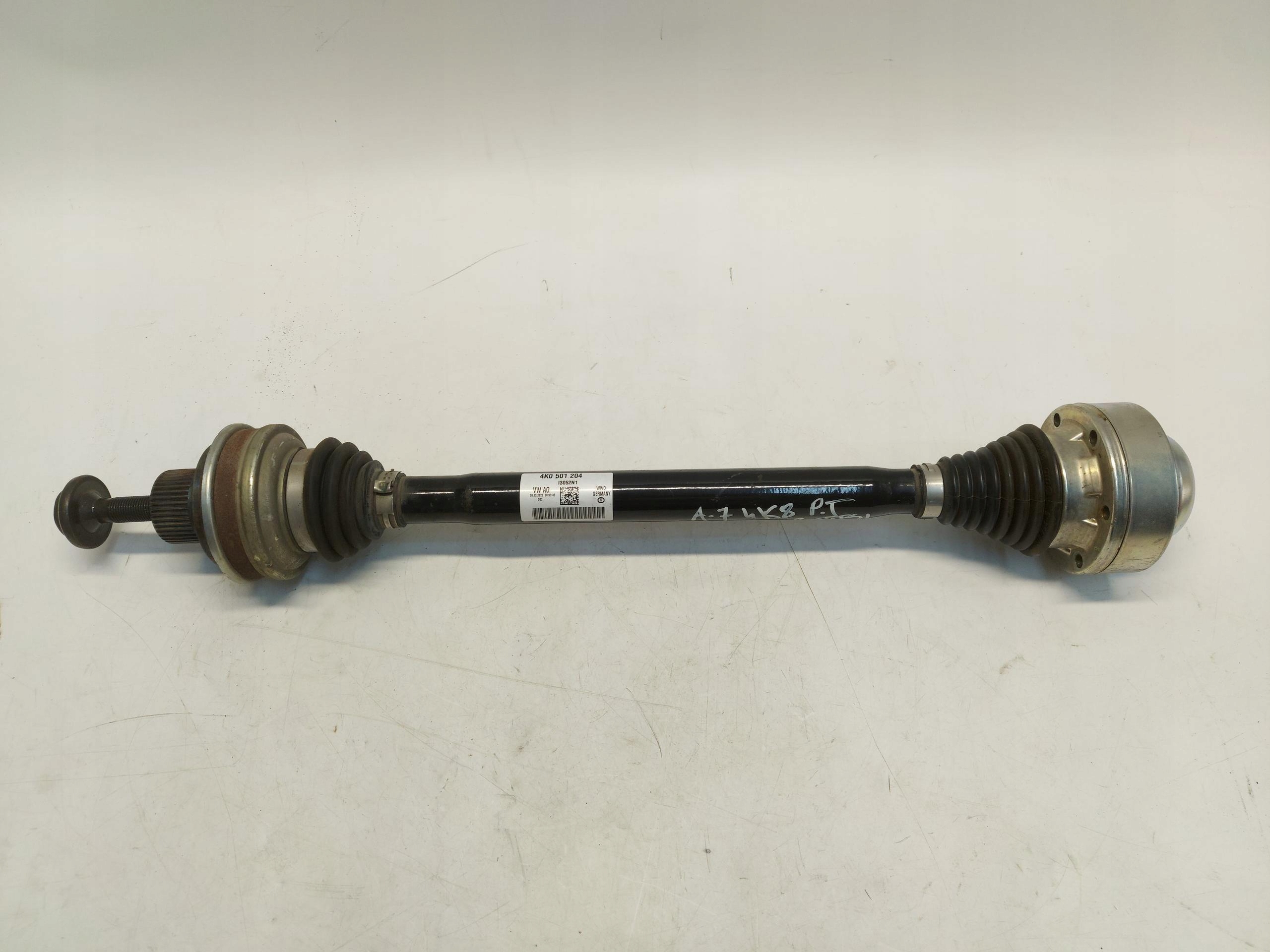 Audi A7 4K8 45 TFSI semi-axis right rear part 4K0501204