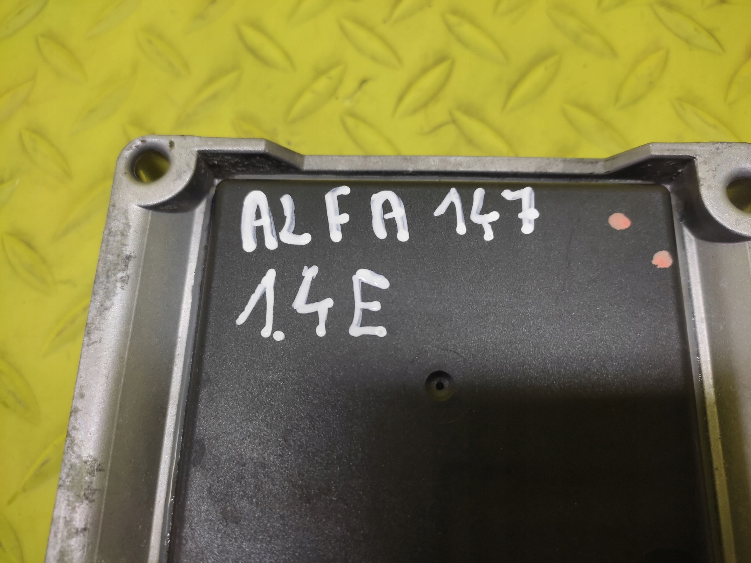 ALFA ROMEO 147 1.4 control unit of the engine 46062