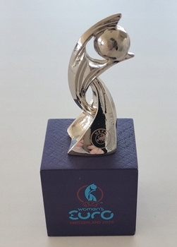 Mini trofej Euro 2025 Ženy, 7 cm oficiální