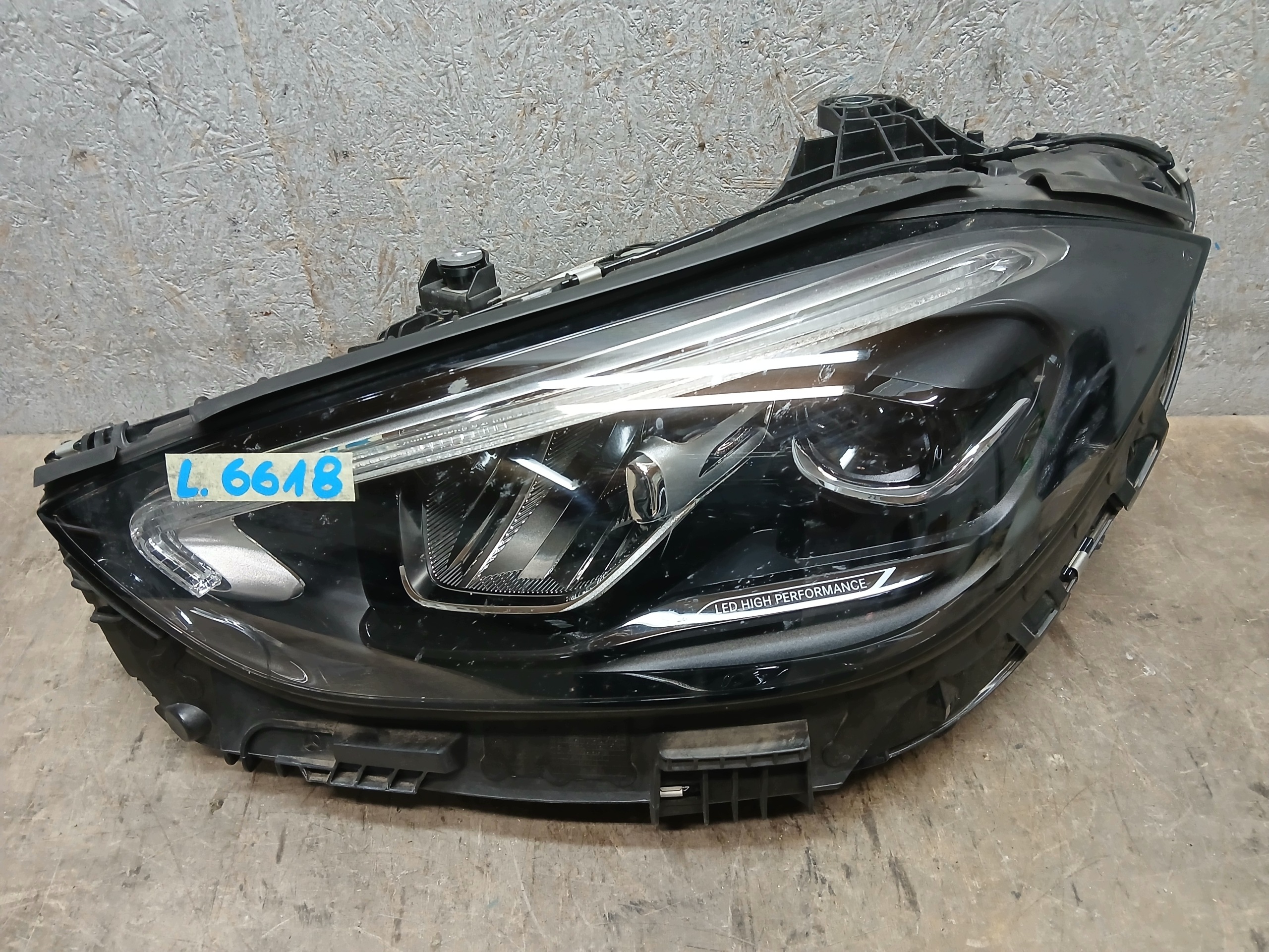 light front left MERCEDES C KLASA W206 A206 FULL LED A2069066104