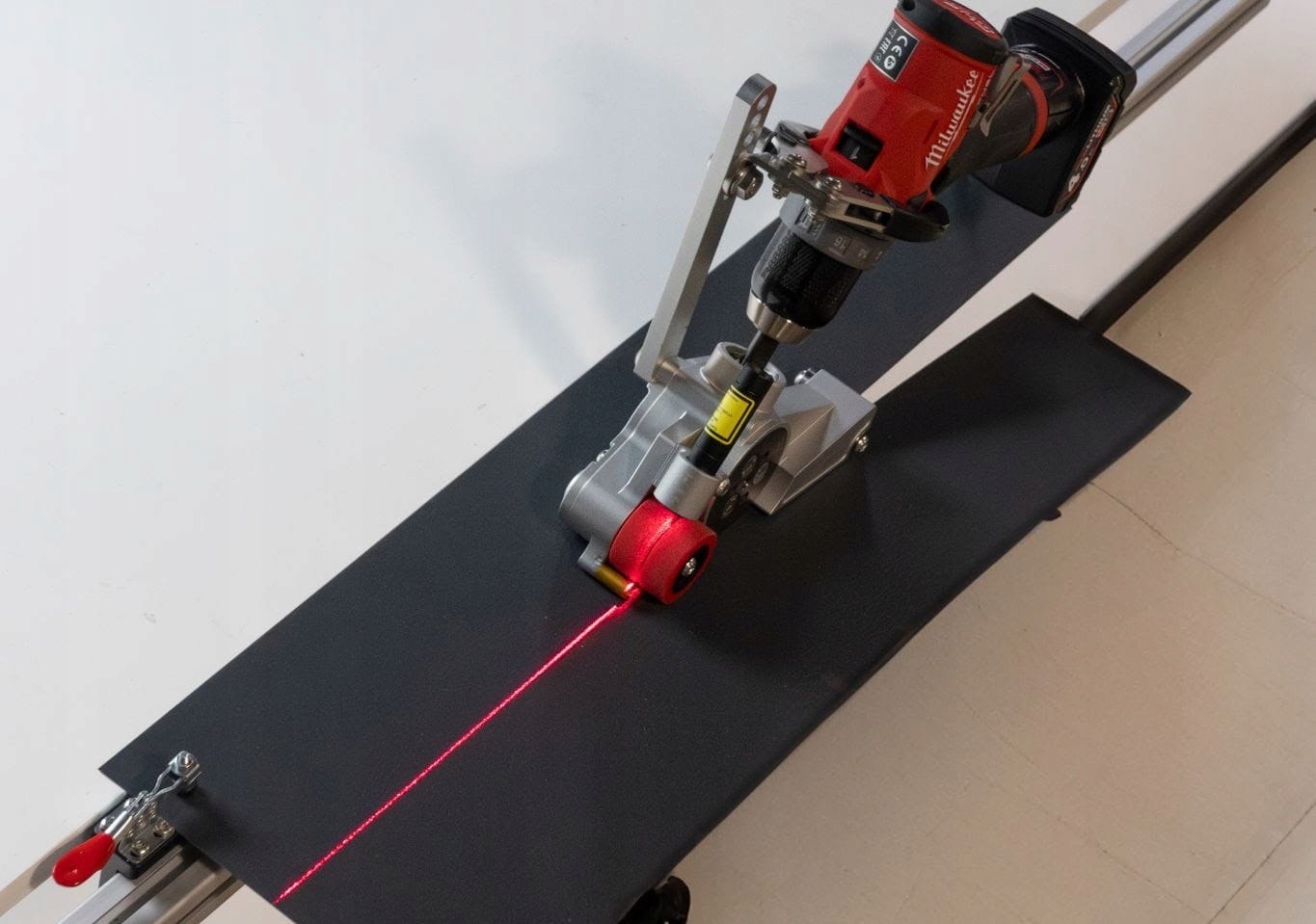 Prowadnica do nożyc krążkowych Roll Cutter Buschmann Tools Stan opakowania oryginalne