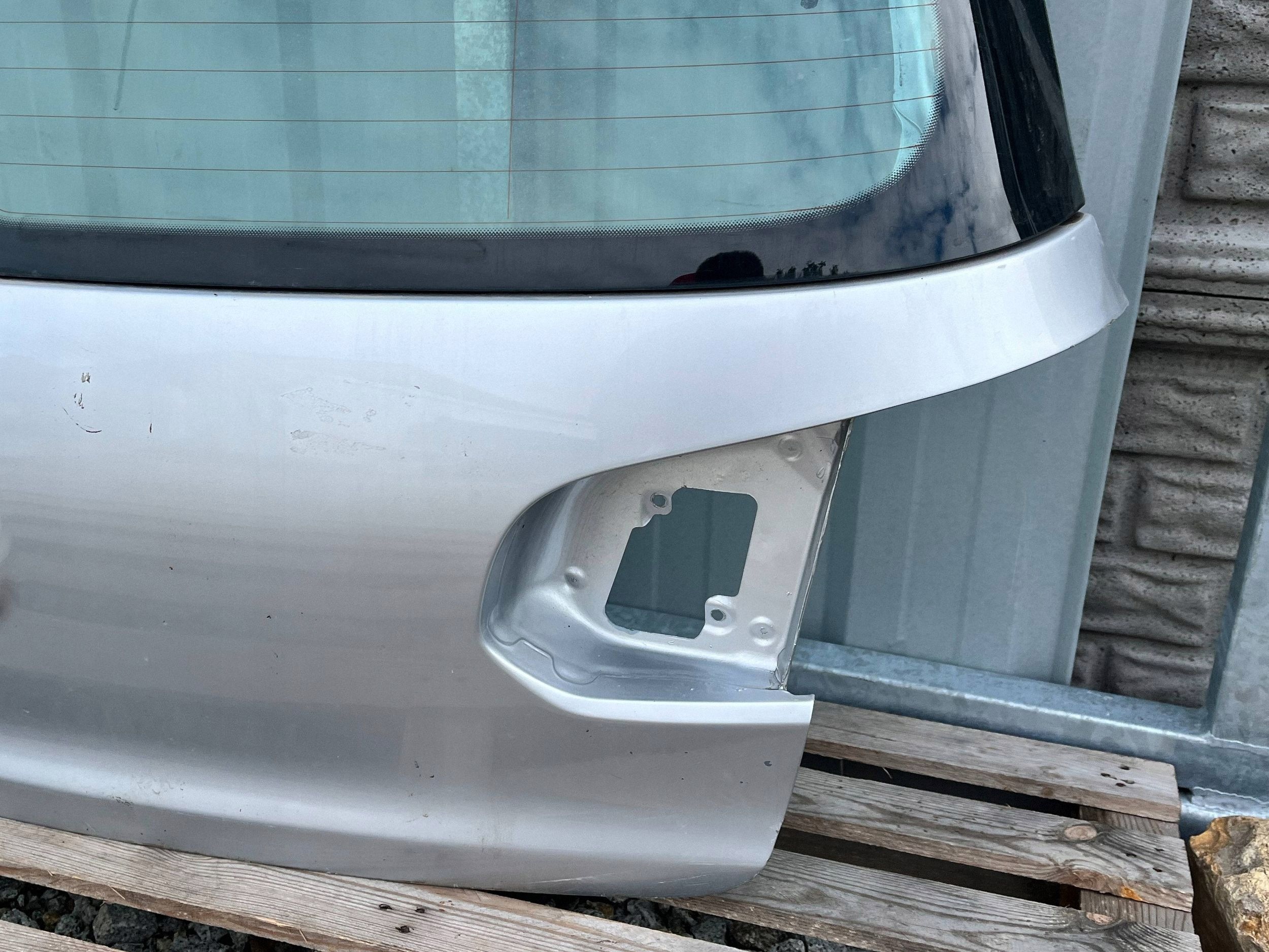 trunk door boot VOLKSWAGEN GOLF VI 5K6827025J @M