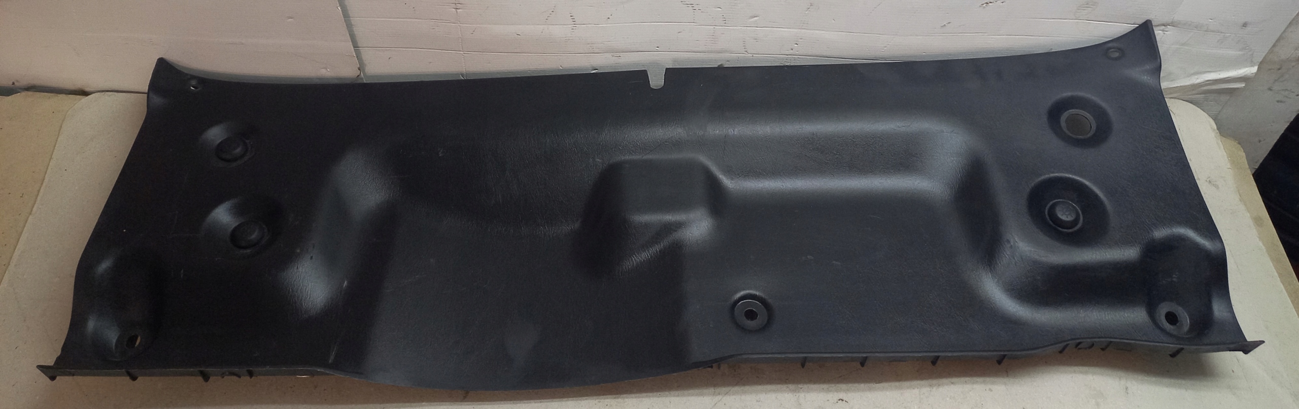 CELICA VI 94-99 BOCZEK OSŁONA TAPICERKA BAGAŻNIKA GT4 ST205