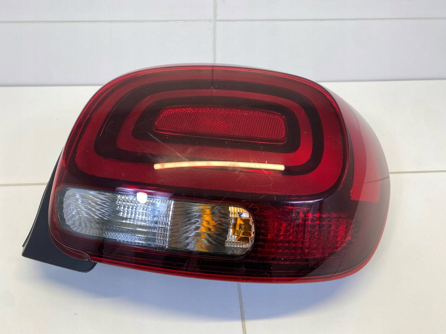 light rear right side Citroen C3 3 2018 9812257480