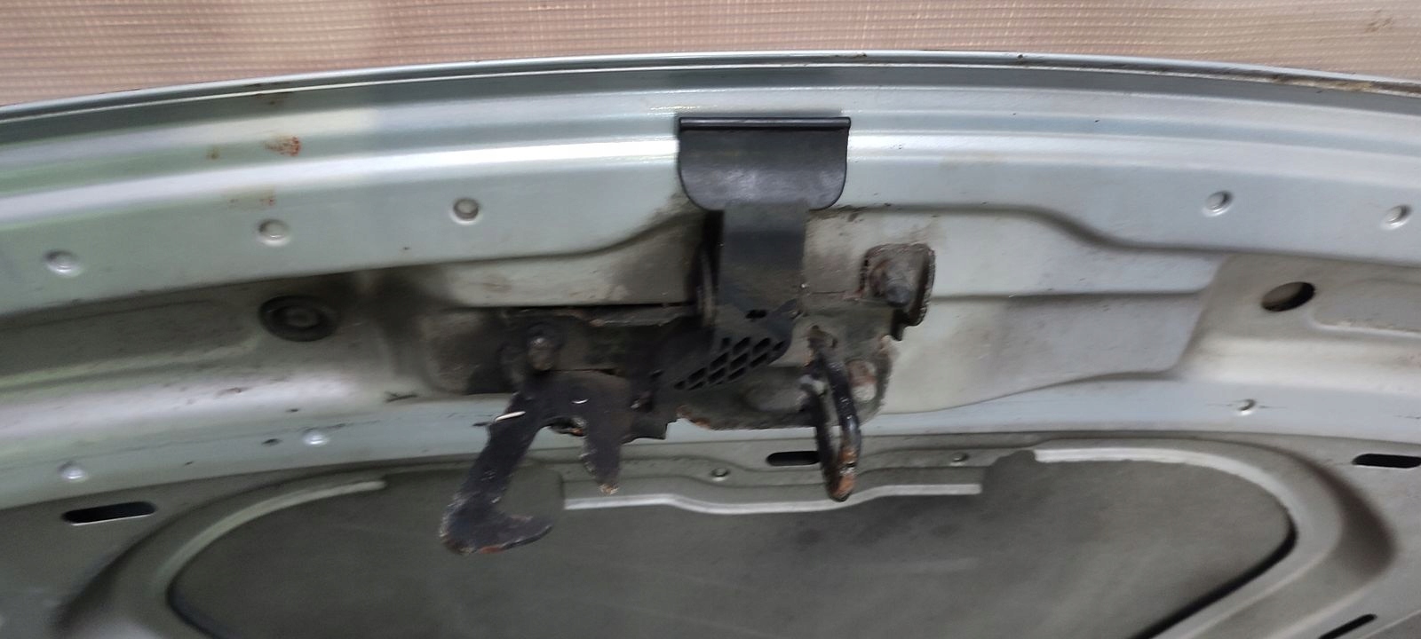 kapota Audi A4 B6 Cabrio LY7W